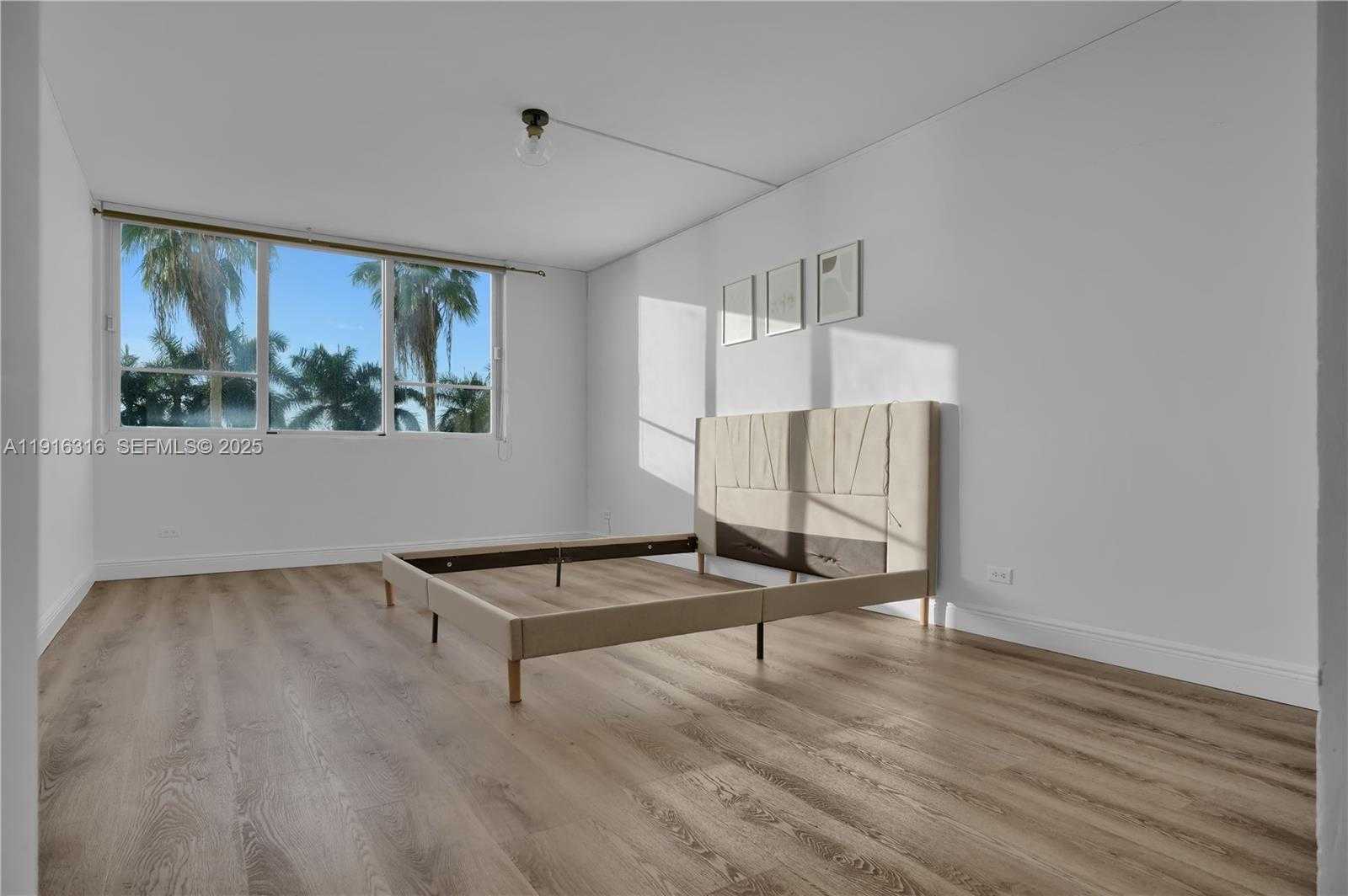 Small Image of 5005 COLLINS AVE #402, Miami Beach Number 15