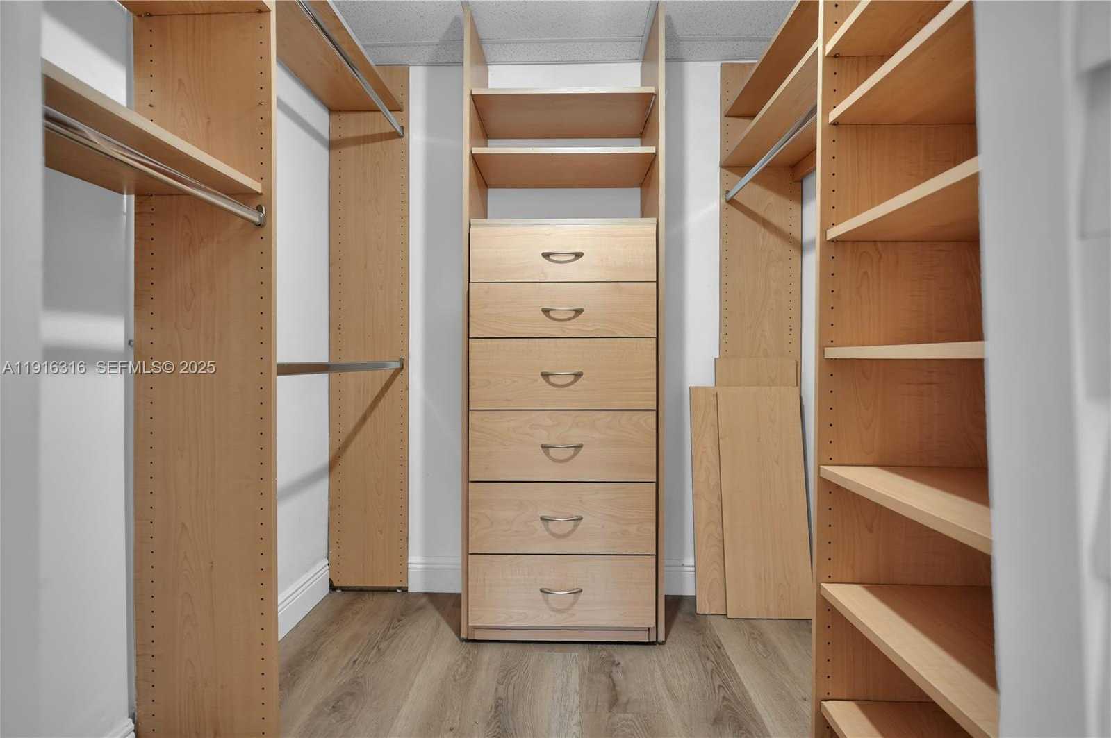 Small Image of 5005 COLLINS AVE #402, Miami Beach Number 16