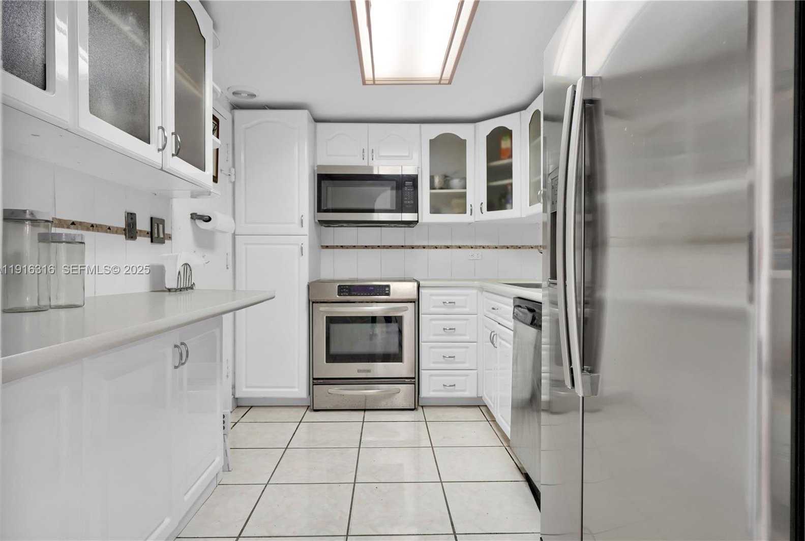 Small Image of 5005 COLLINS AVE #402, Miami Beach Number 28