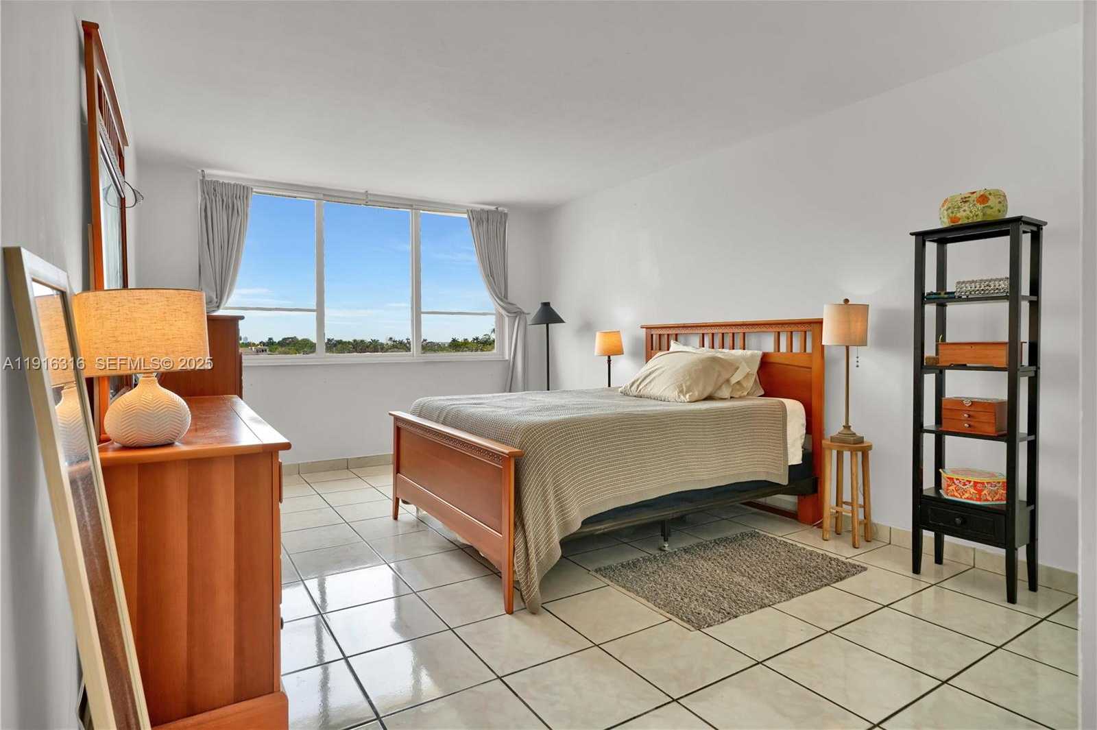 Small Image of 5005 COLLINS AVE #402, Miami Beach Number 33