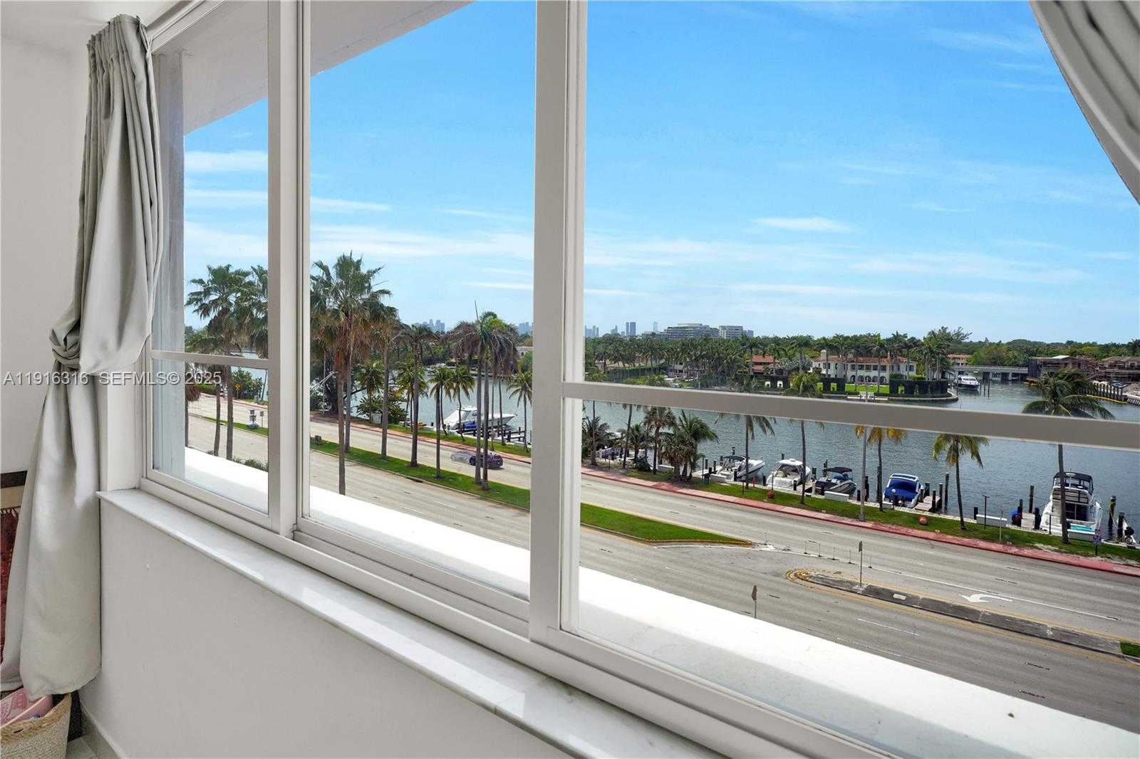 Small Image of 5005 COLLINS AVE #402, Miami Beach Number 37