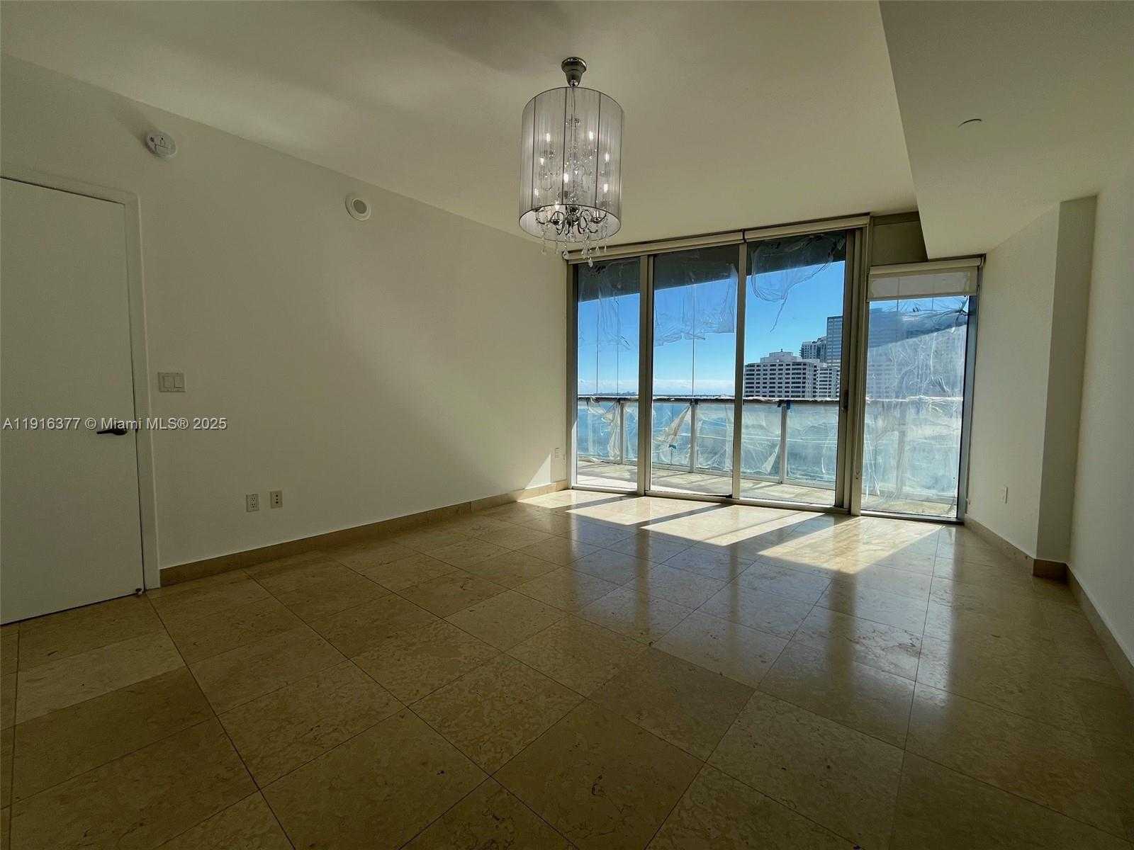 Small Image of 495 BRICKELL AVE #1207, Miami Number 10