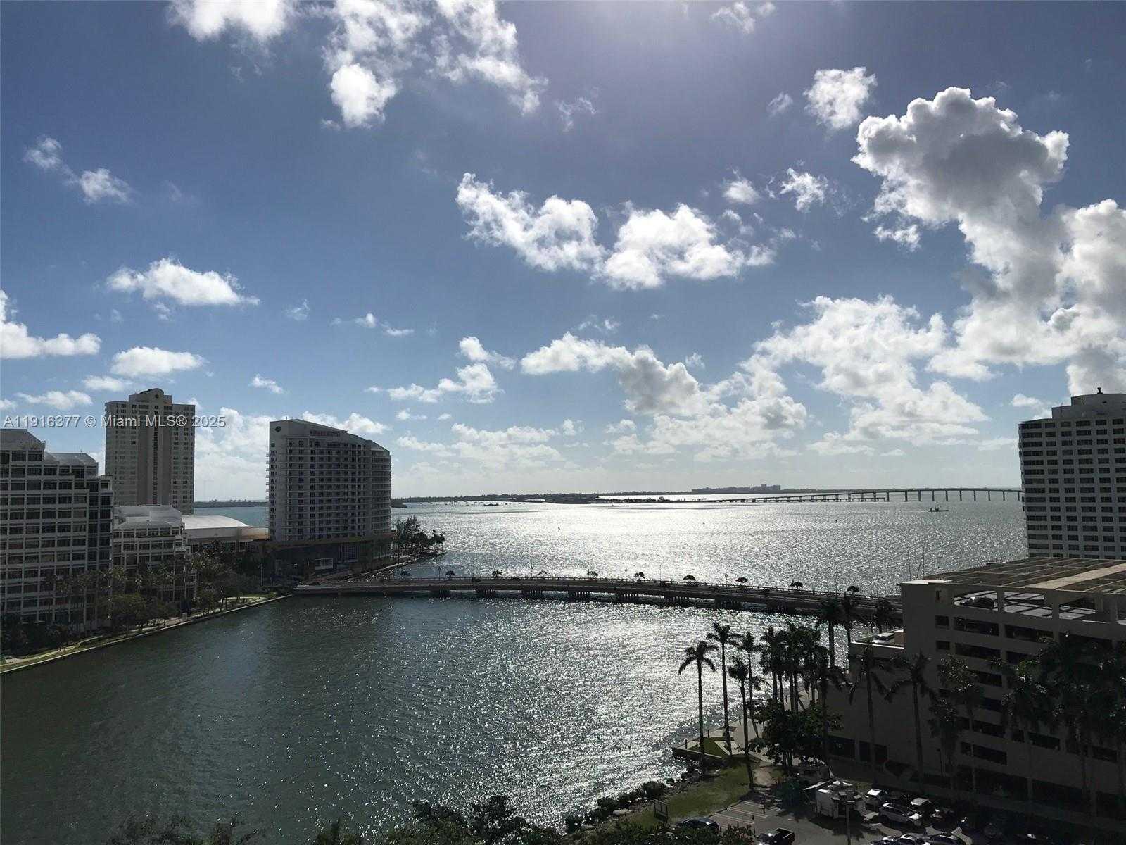 Small Image of 495 BRICKELL AVE #1207, Miami Number 15