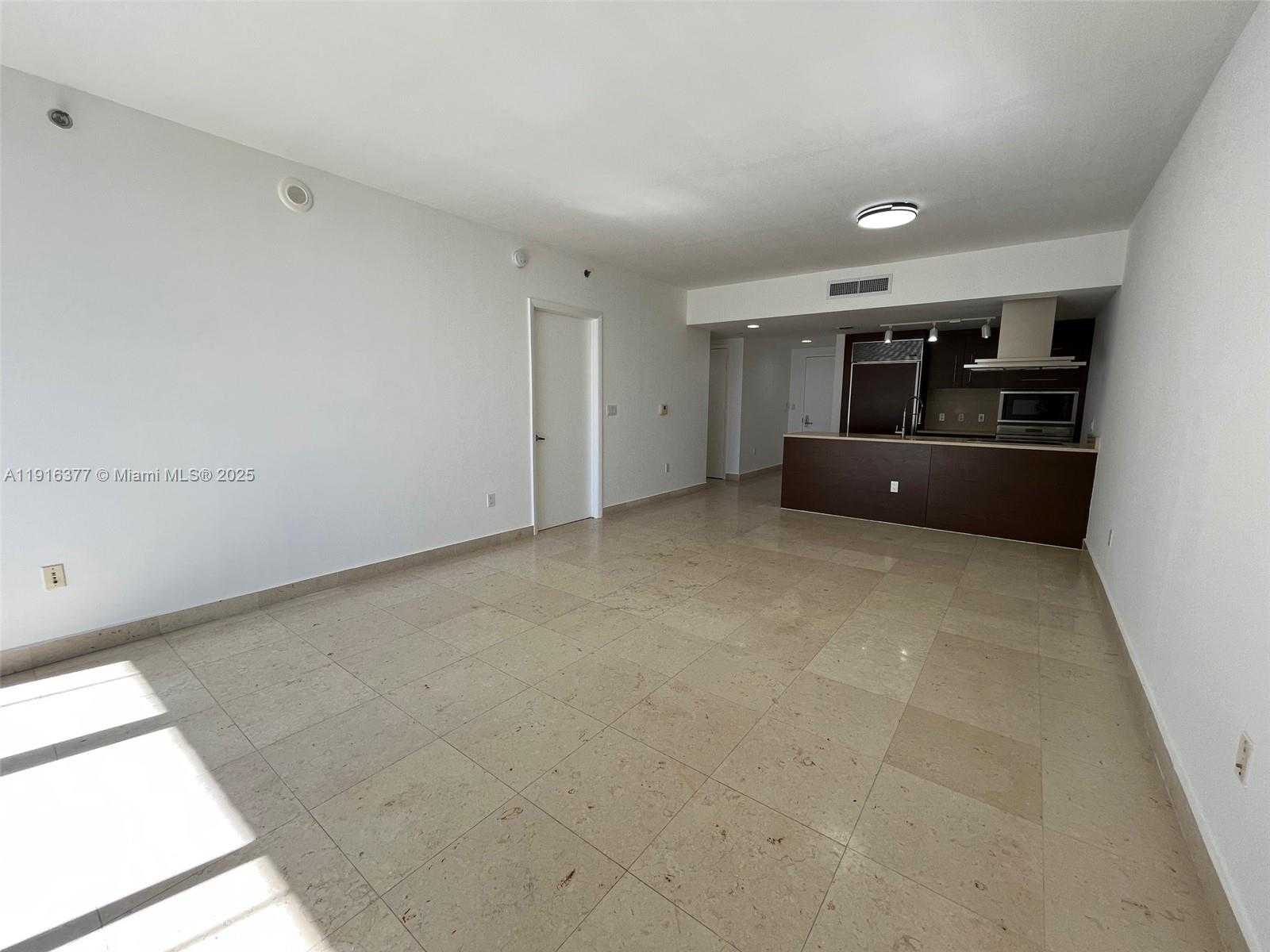 Small Image of 495 BRICKELL AVE #1207, Miami Number 2
