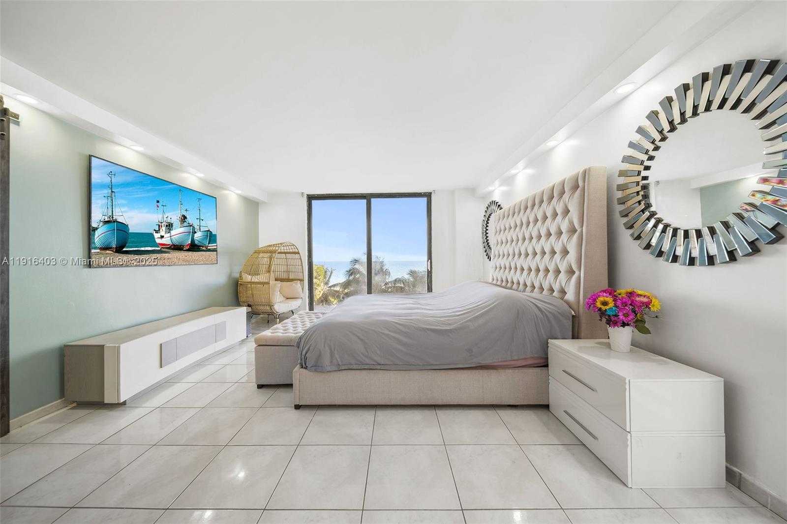 Small Image of 6061 COLLINS AVE #5F, Miami Beach Number 17