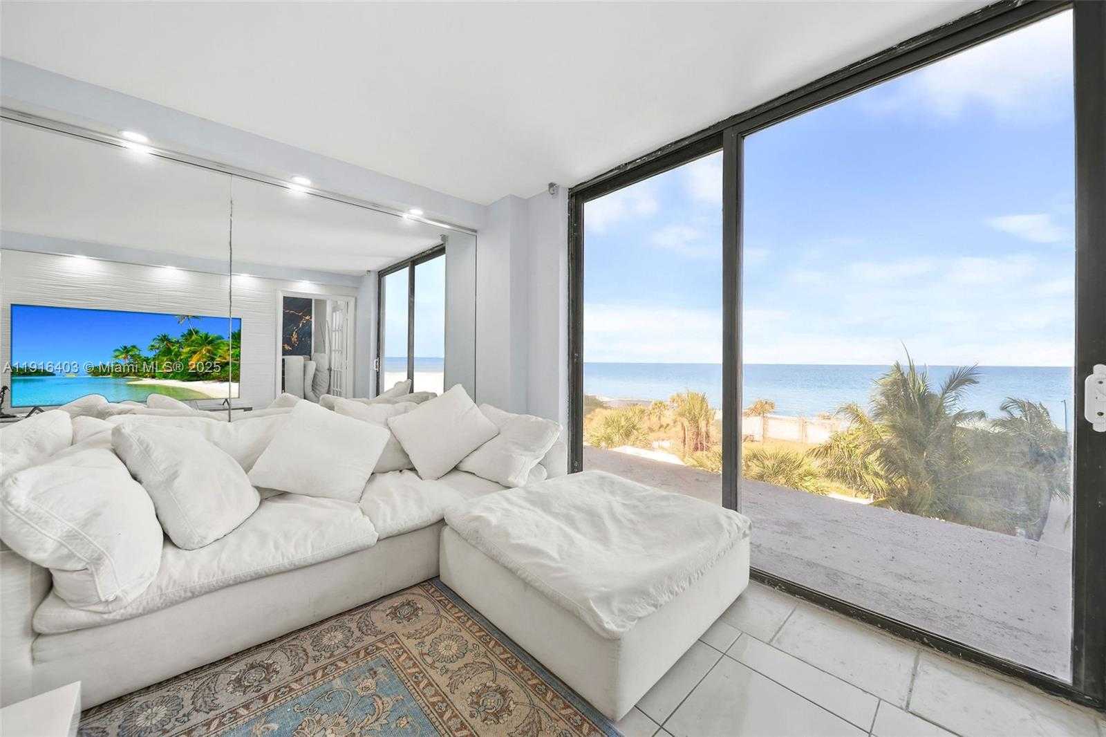 Small Image of 6061 COLLINS AVE #5F, Miami Beach Number 2
