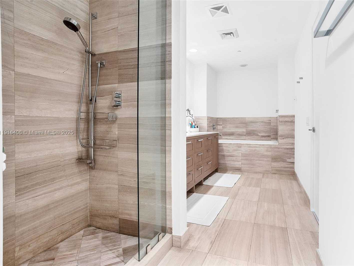 Small Image of 350 OCEAN DR #405N, Key Biscayne Number 27