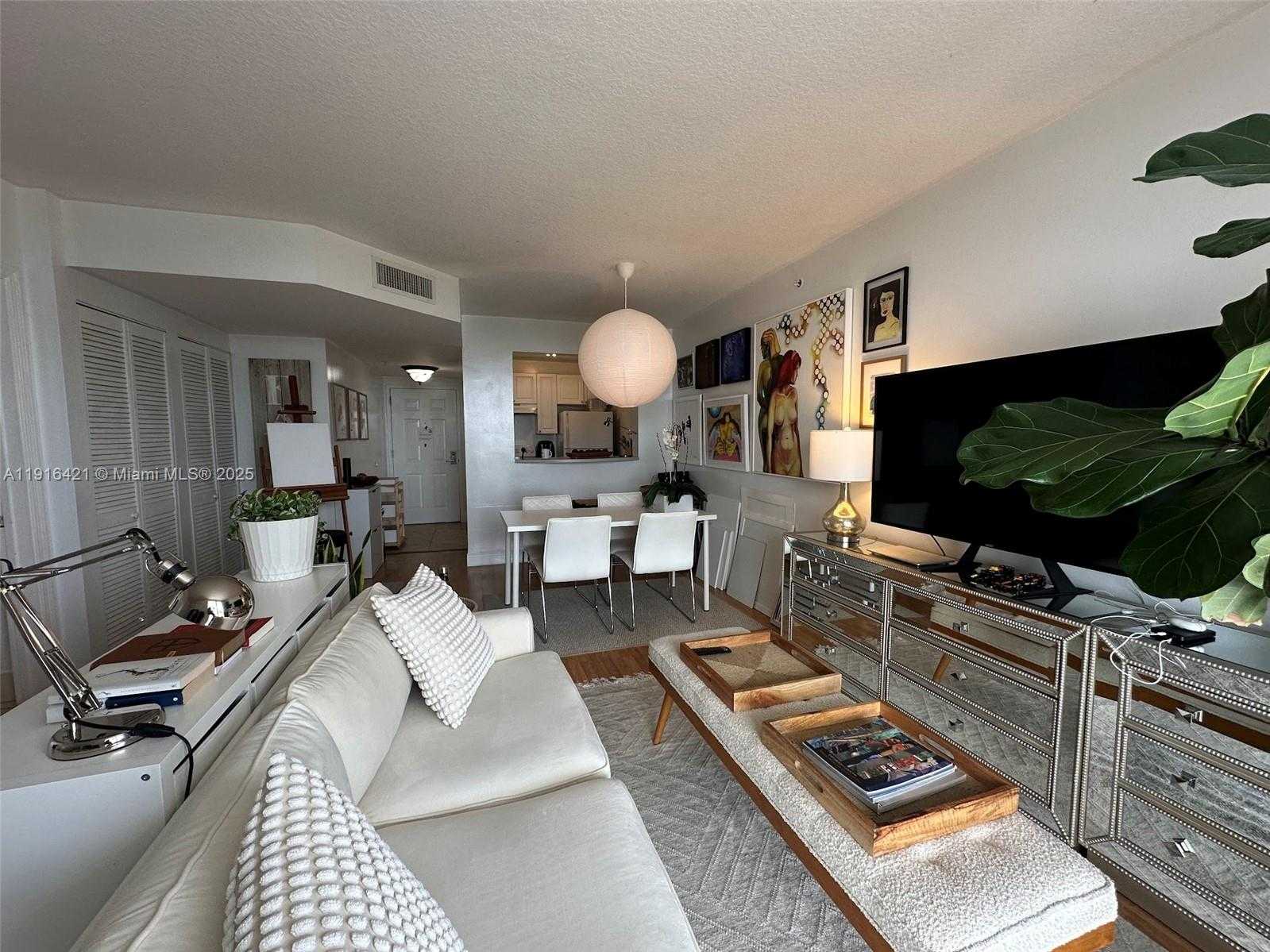 Small Image of 900 SOUTH WEST 8TH ST #1010, Miami Number 8