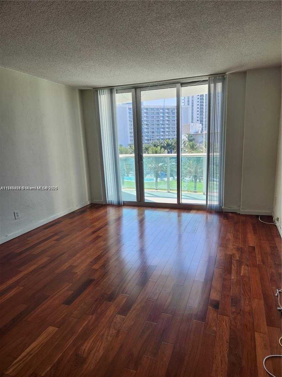 Small Image of 19370 COLLINS AVE #517, Sunny Isles Beach Number 12