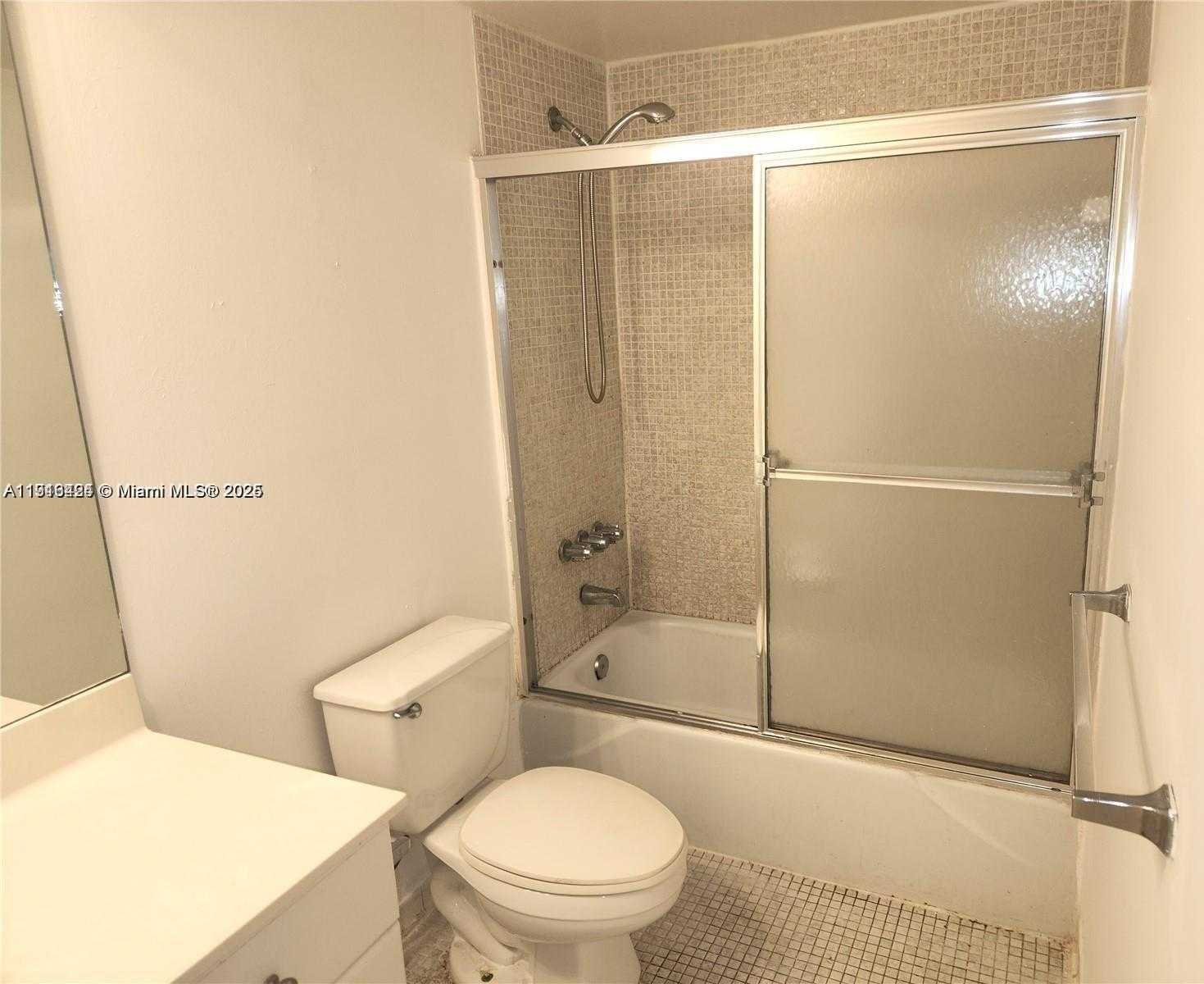 Small Image of 19370 COLLINS AVE #517, Sunny Isles Beach Number 14