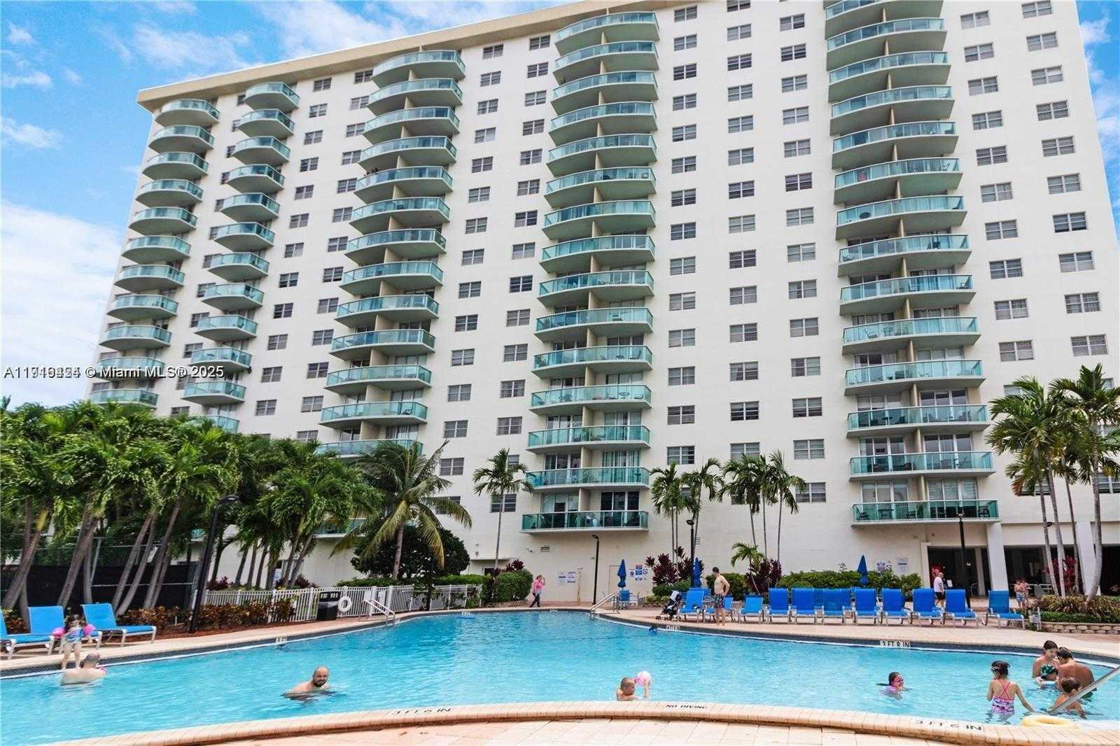 Small Image of 19370 COLLINS AVE #517, Sunny Isles Beach Number 24