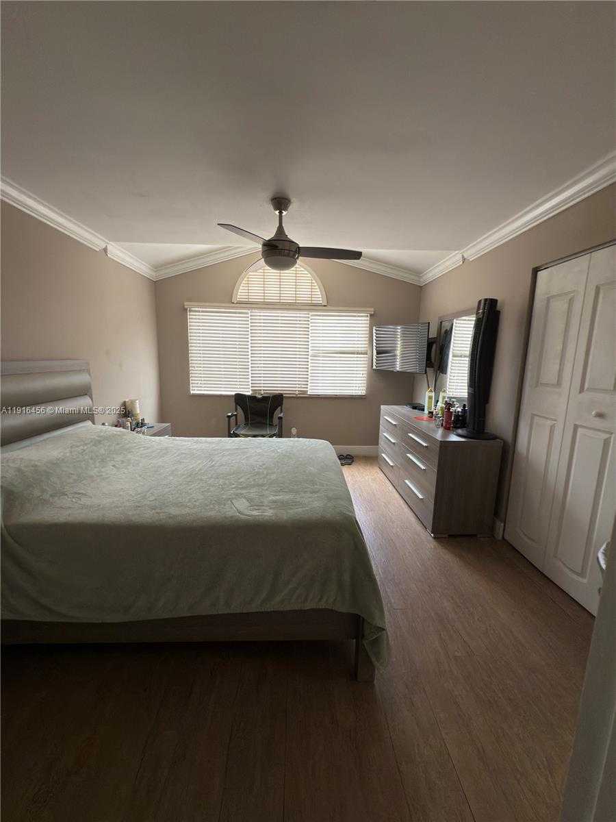 Small Image of 13959 SOUTH WEST 91ST TER #13959, Miami Number 16