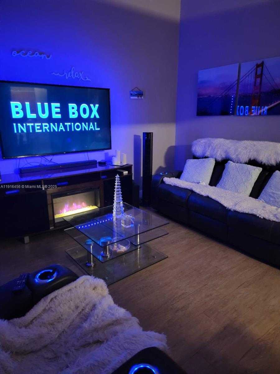 Small Image of 13959 SOUTH WEST 91ST TER #13959, Miami Number 6