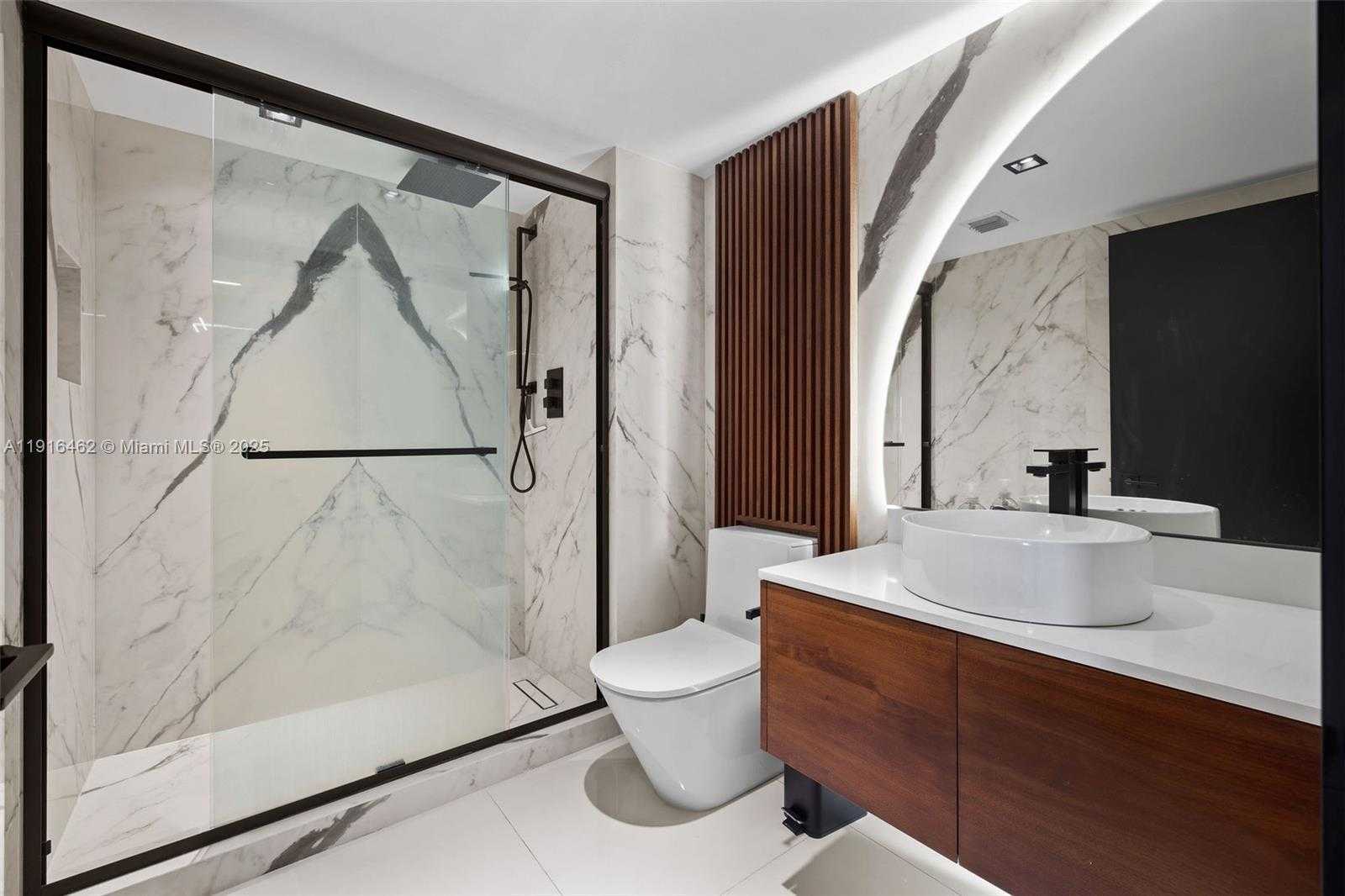 Small Image of 650 WEST AVE #1002, Miami Beach Number 14