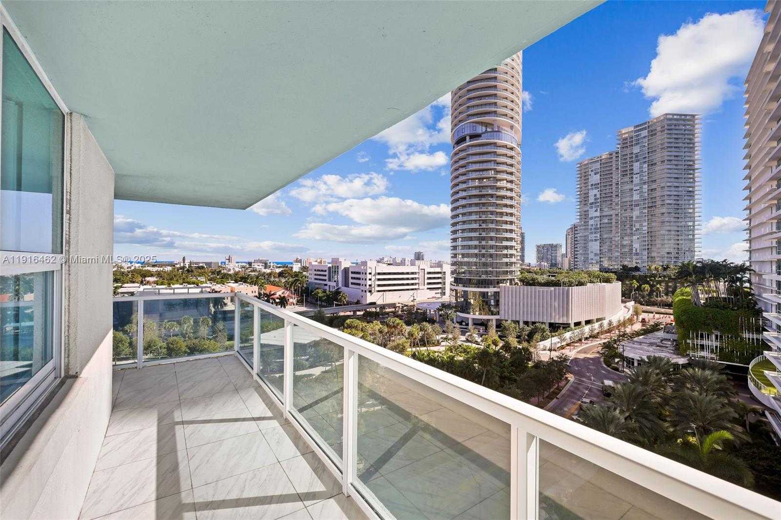 Small Image of 650 WEST AVE #1002, Miami Beach Number 28