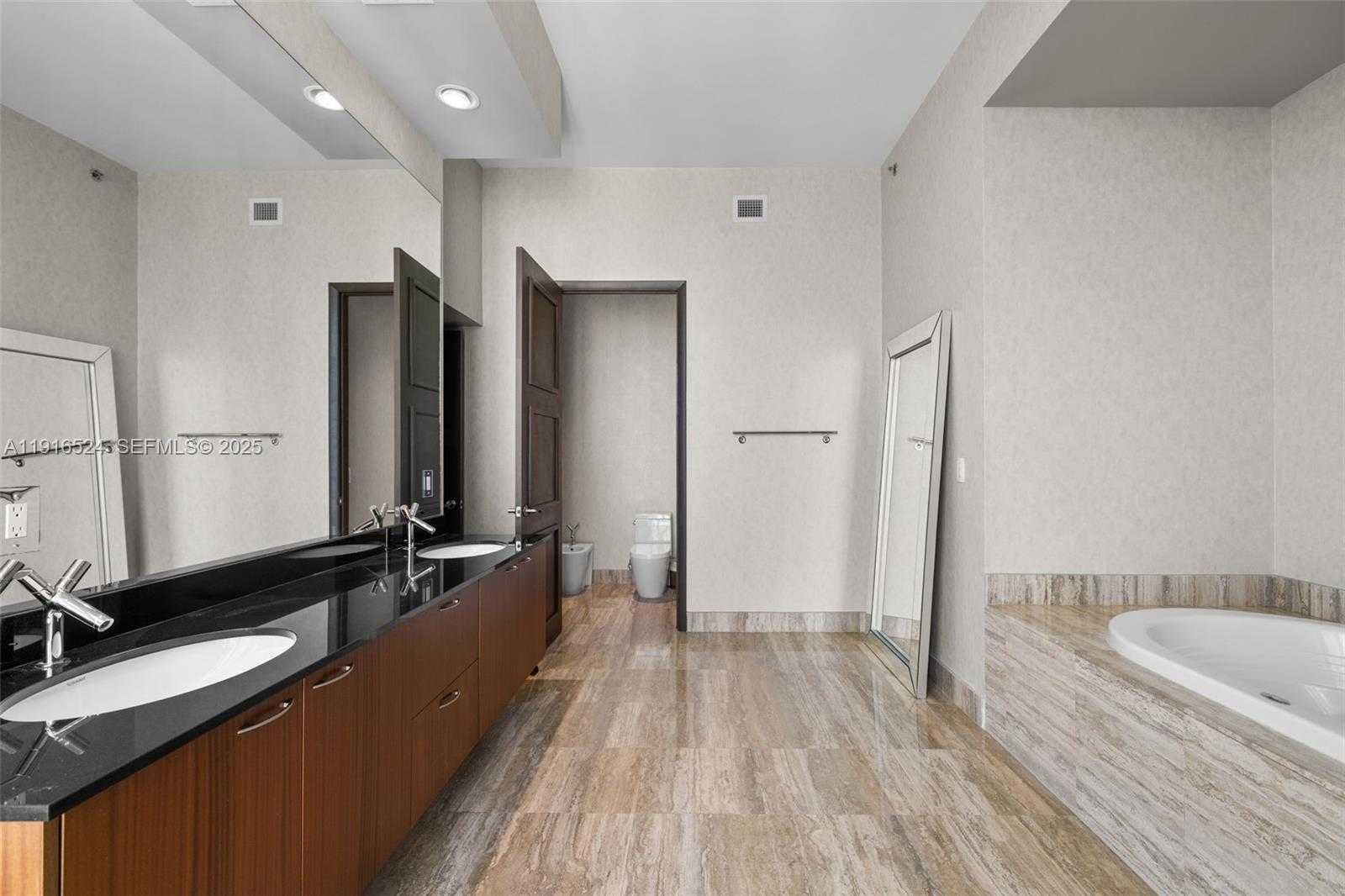 Small Image of 16001 COLLINS AVE #4001, Sunny Isles Beach Number 18
