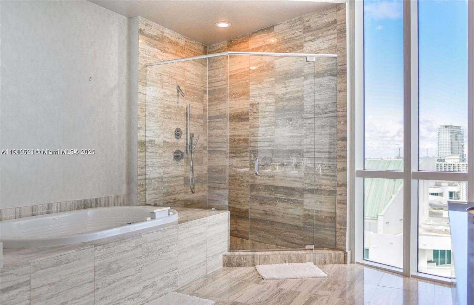 Small Image of 16001 COLLINS AVE #4001, Sunny Isles Beach Number 5