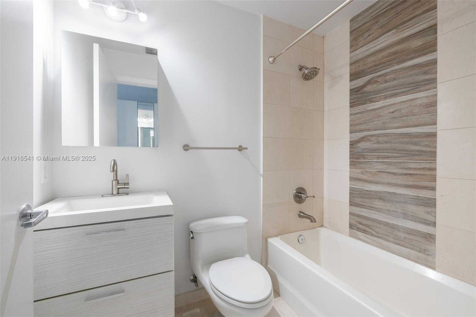 Small Image of 60 SOUTH WEST 13TH ST #2413, Miami Number 5