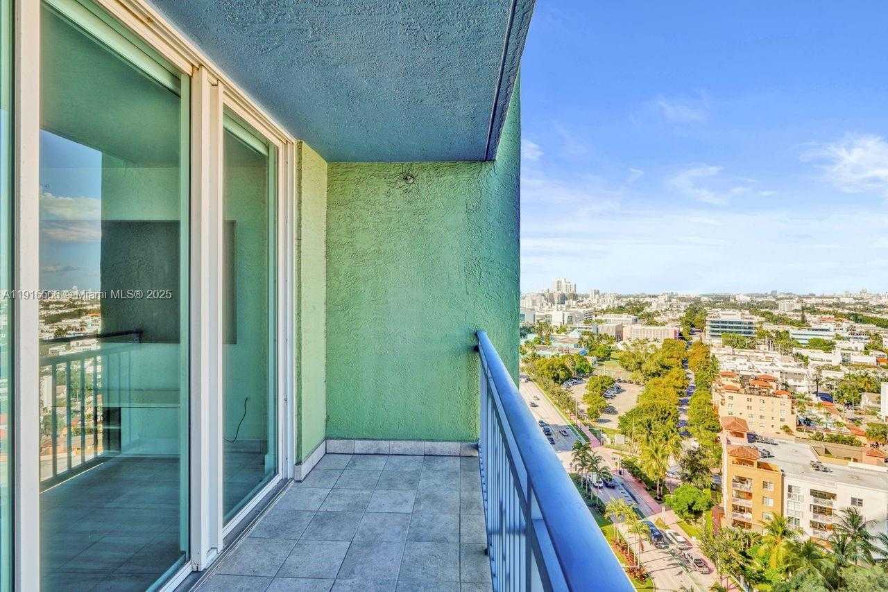 Small Image of 90 ALTON RD #1907, Miami Beach Number 15