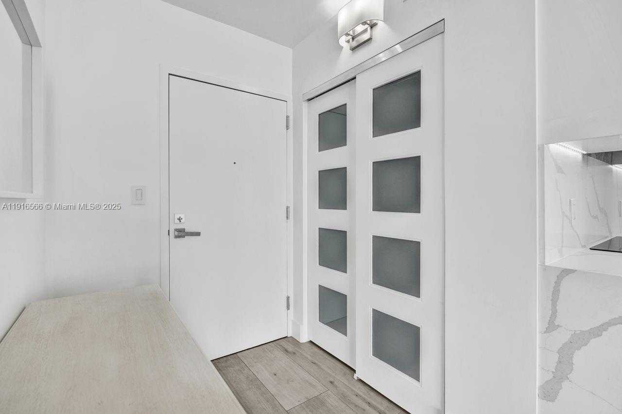 Small Image of 90 ALTON RD #1907, Miami Beach Number 41