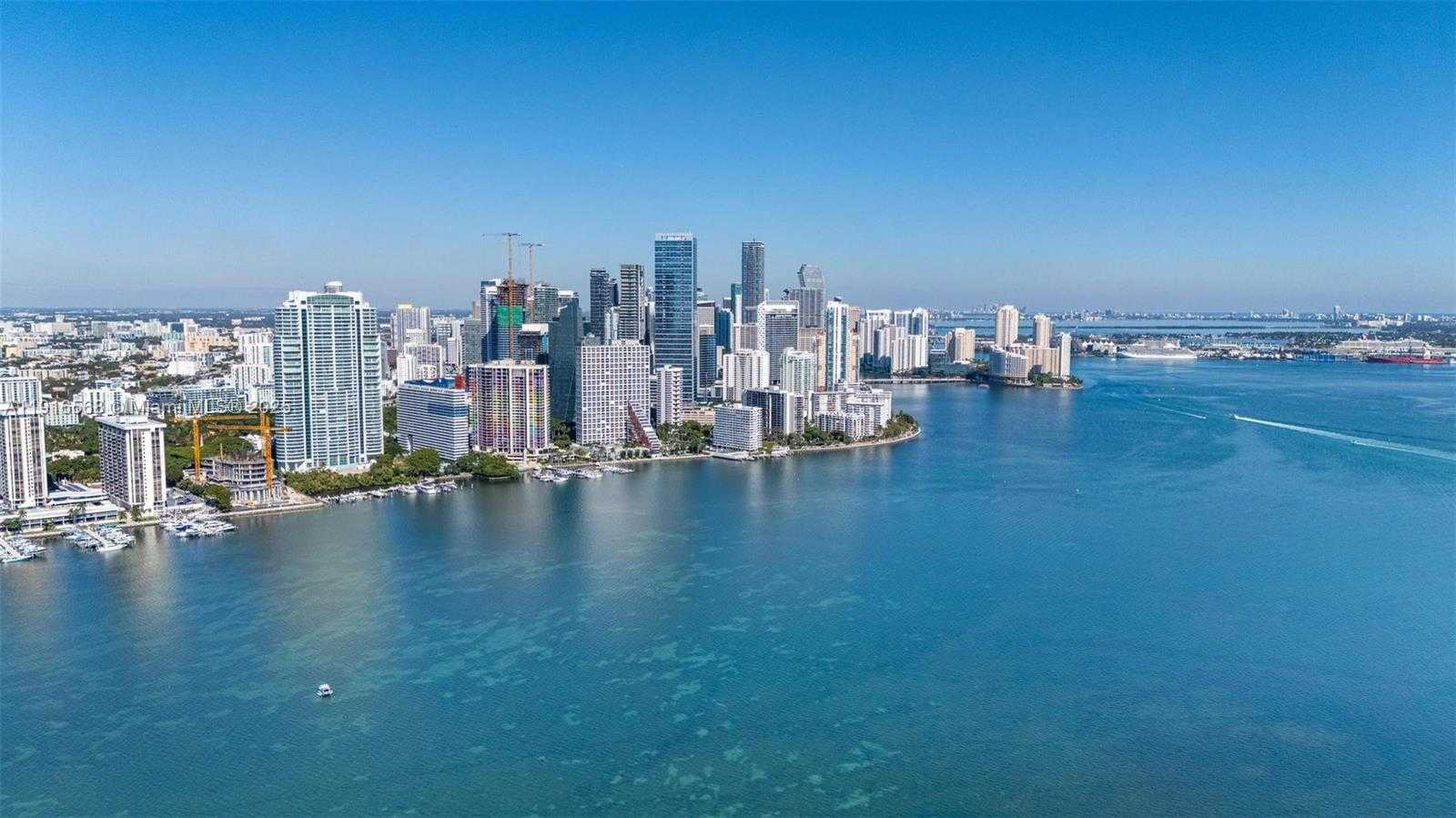 Small Image of 1541 BRICKELL AVE #C406, Miami Number 52