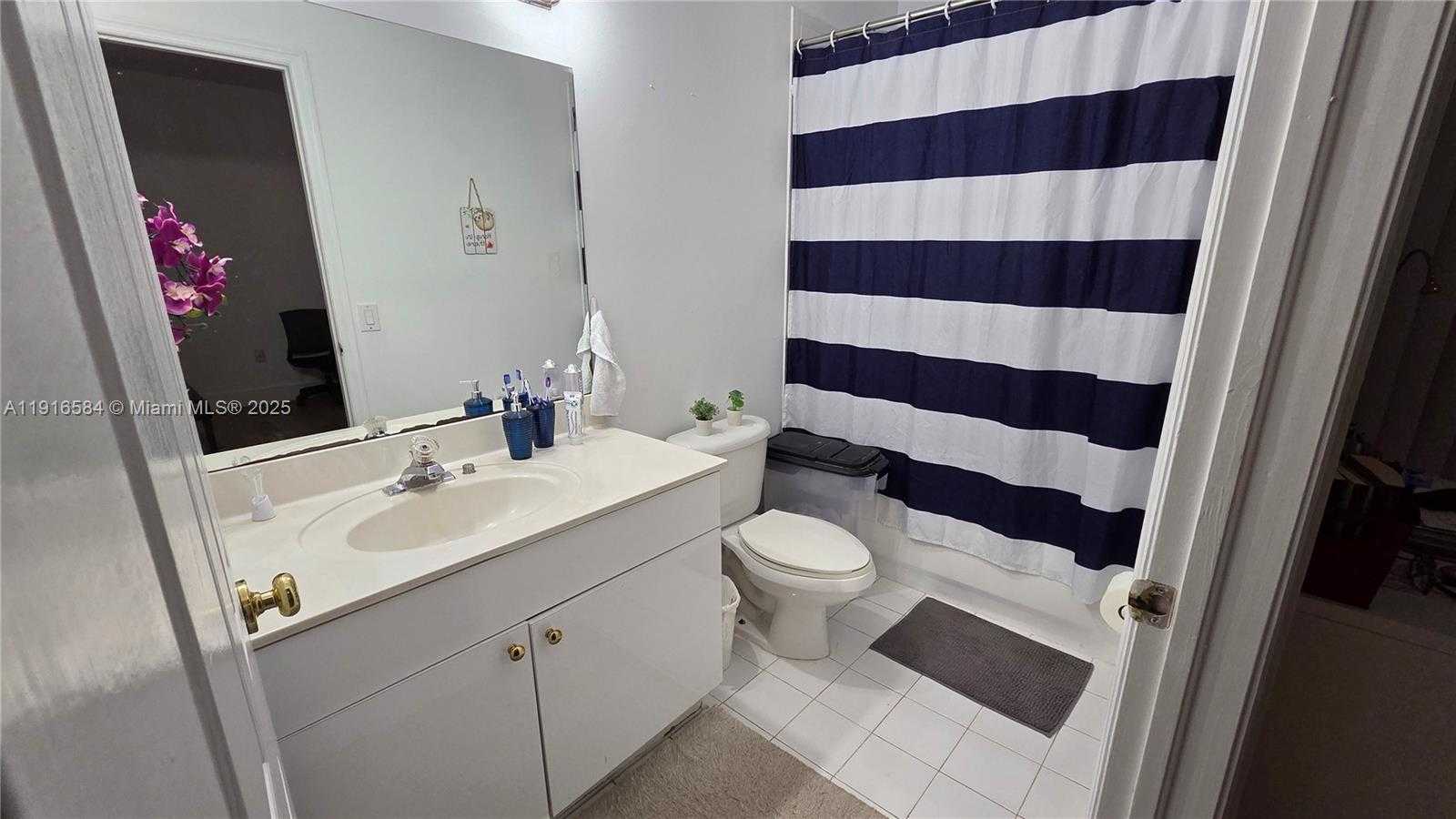 Small Image of 5670 NORTH WEST 116TH AVE #113, Doral Number 15