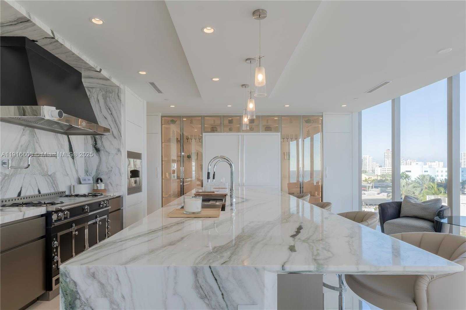 Small Image of 17975 COLLINS AVENUE #2402, Sunny Isles Beach Number 4