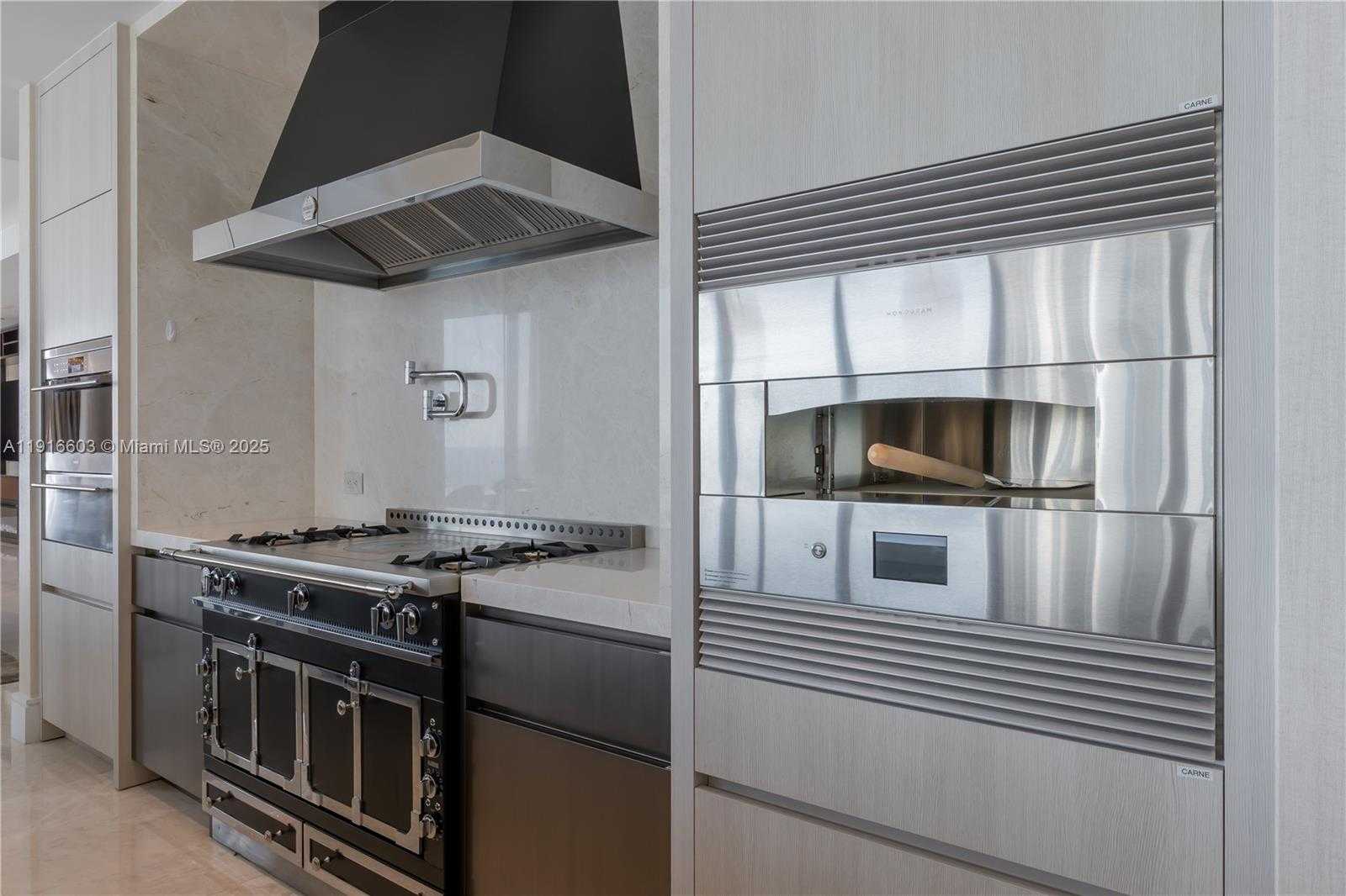 Small Image of 17975 COLLINS AVENUE #2402, Sunny Isles Beach Number 5