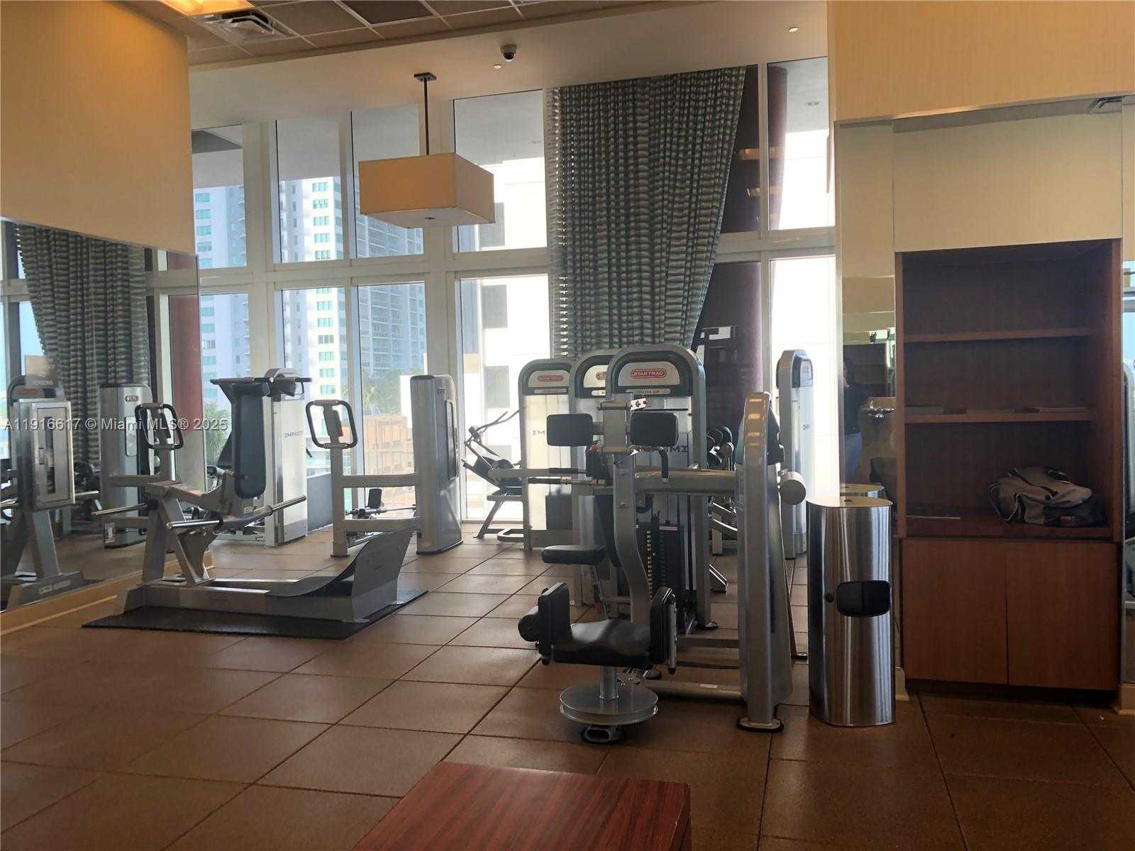 Small Image of 50 BISCAYNE BLVD #2505, Miami Number 12