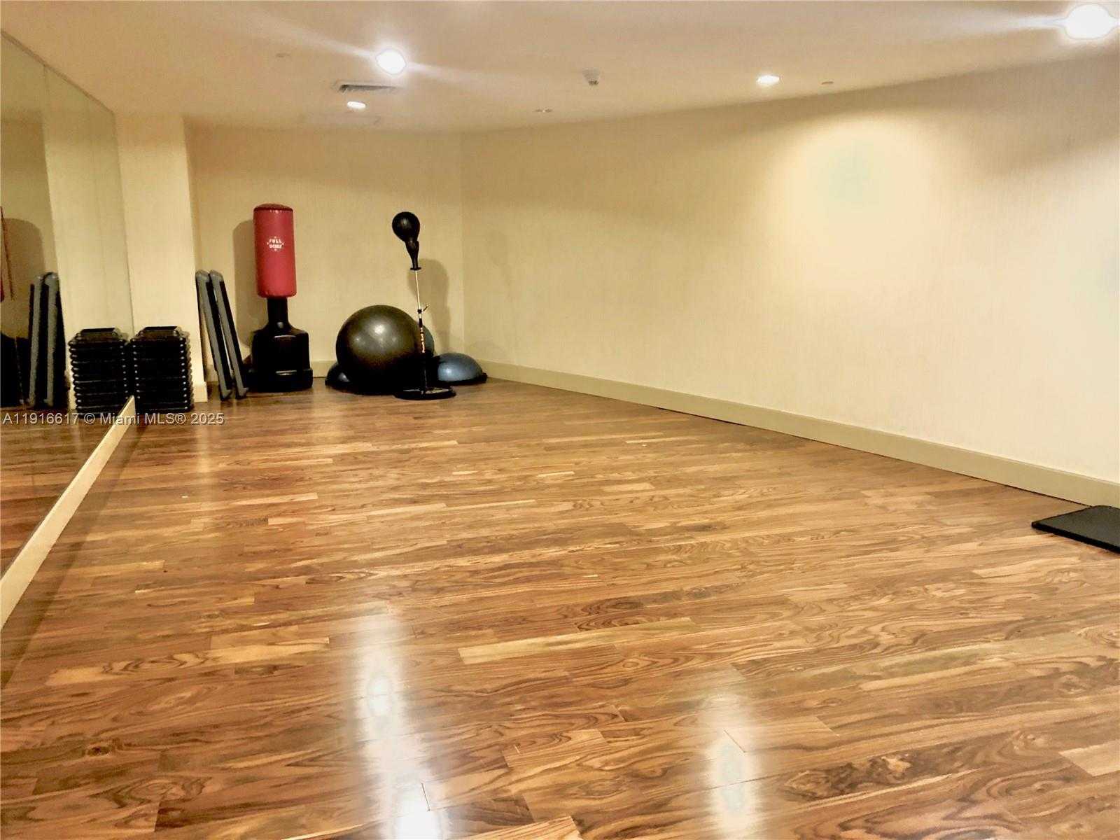 Small Image of 50 BISCAYNE BLVD #2505, Miami Number 14