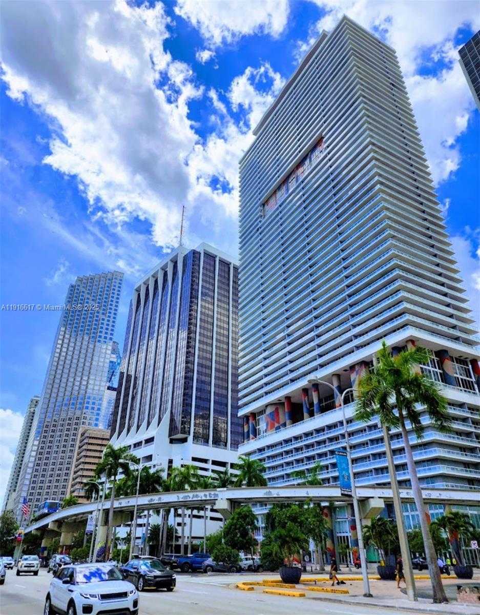 Small Image of 50 BISCAYNE BLVD #2505, Miami Number 2