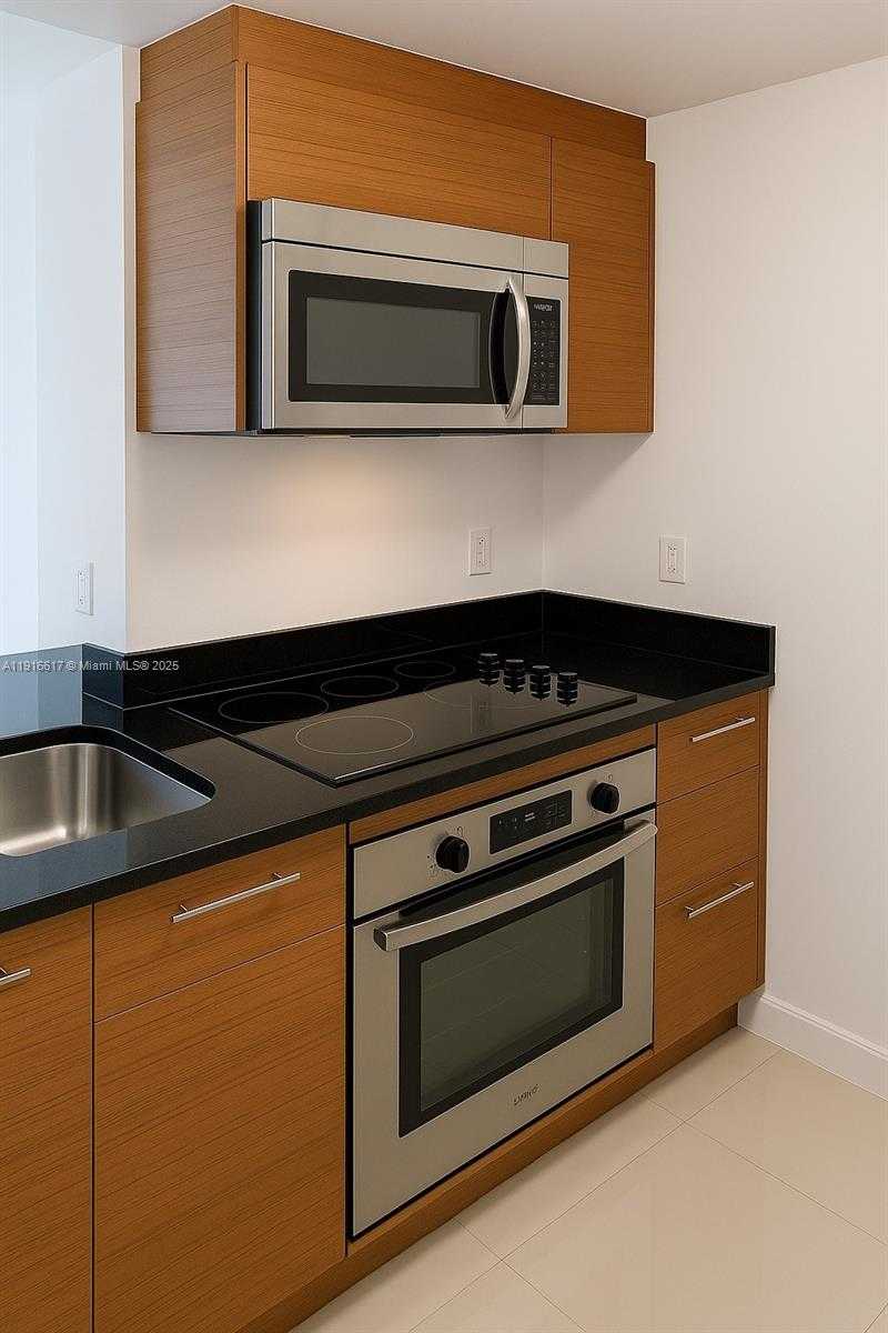 Small Image of 50 BISCAYNE BLVD #2505, Miami Number 24