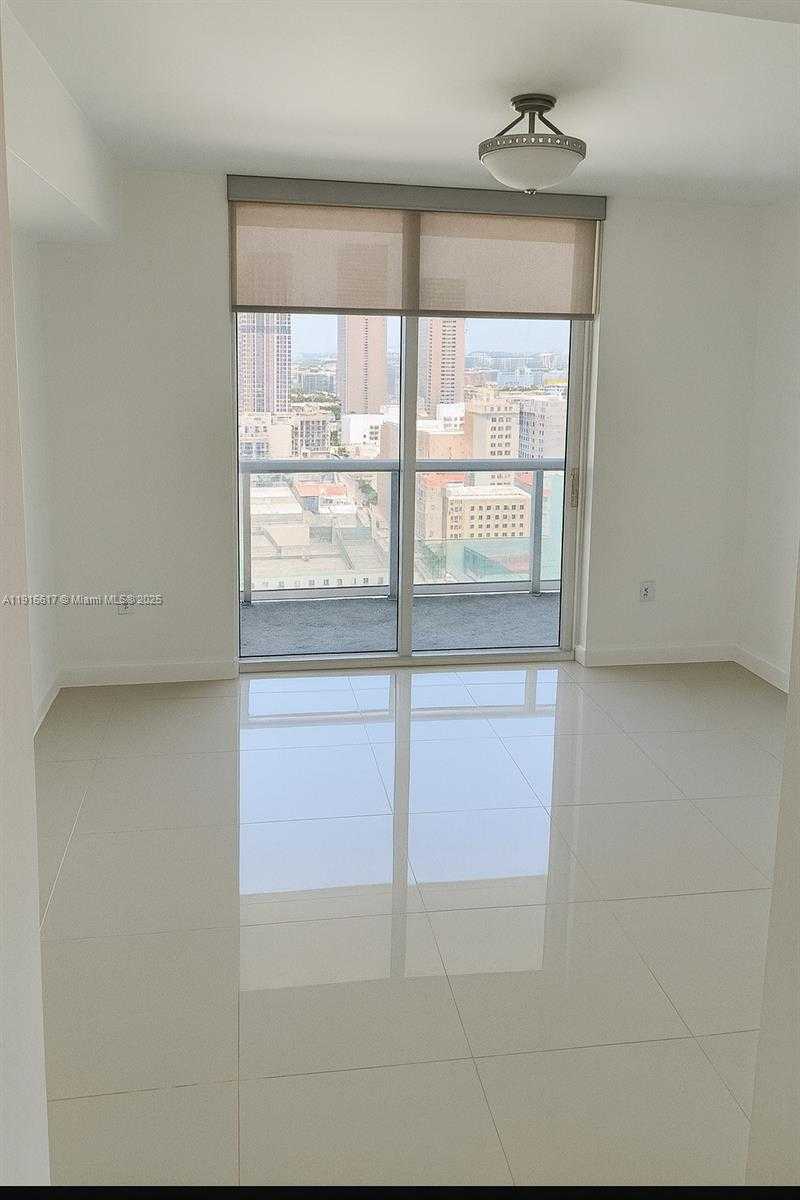 Small Image of 50 BISCAYNE BLVD #2505, Miami Number 27