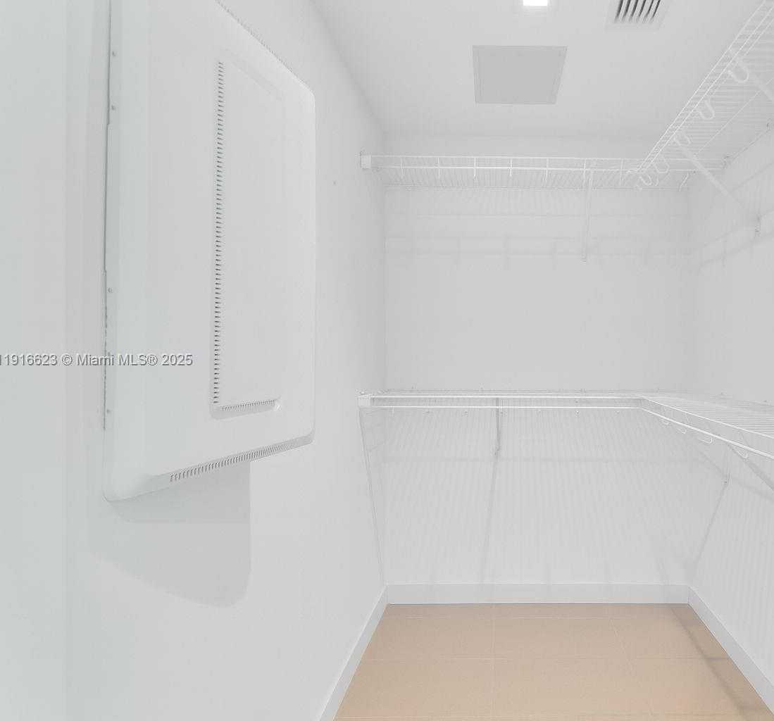 Small Image of 1600 NORTH EAST 1ST AVE #3315, Miami Number 12