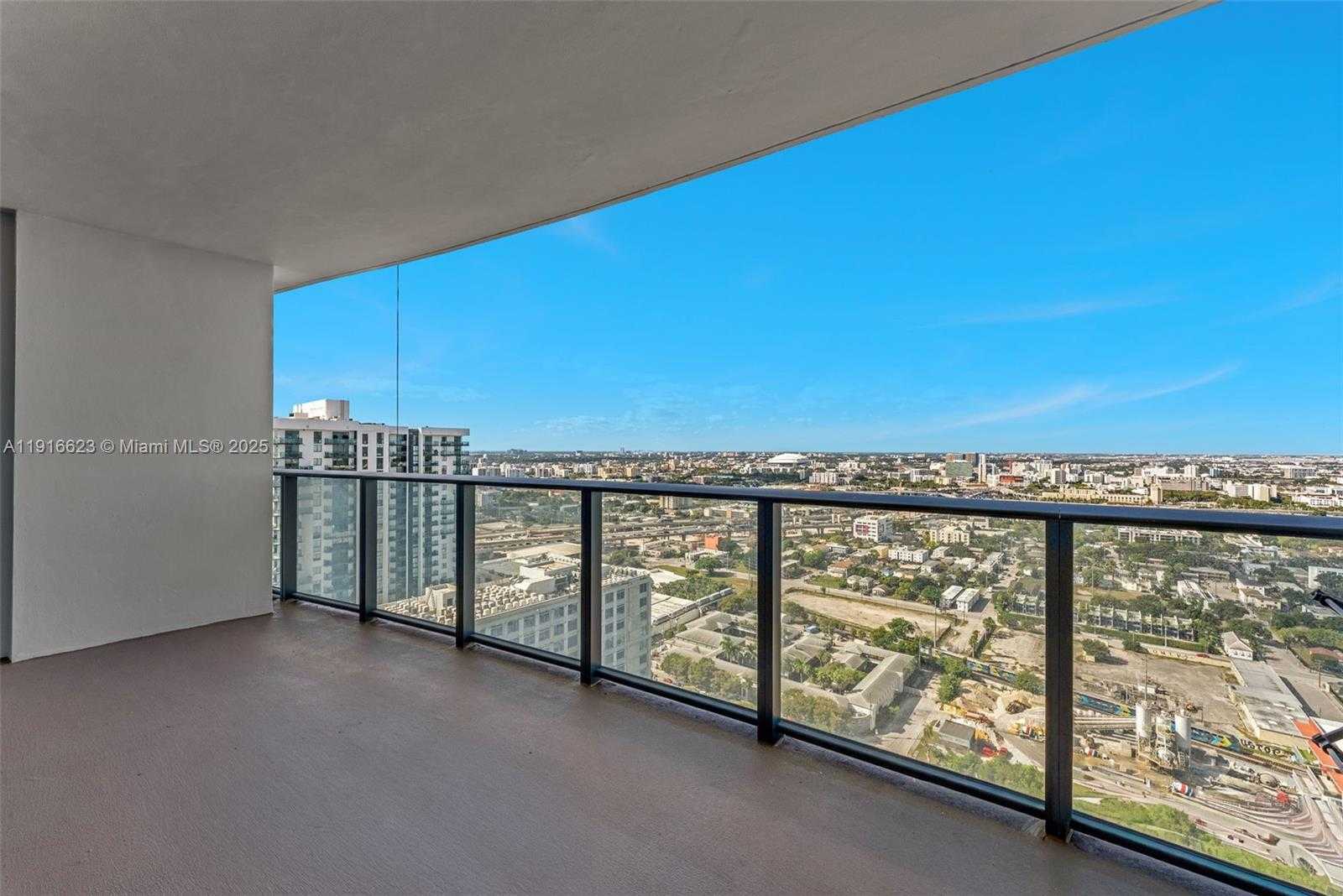 Small Image of 1600 NORTH EAST 1ST AVE #3315, Miami Number 16