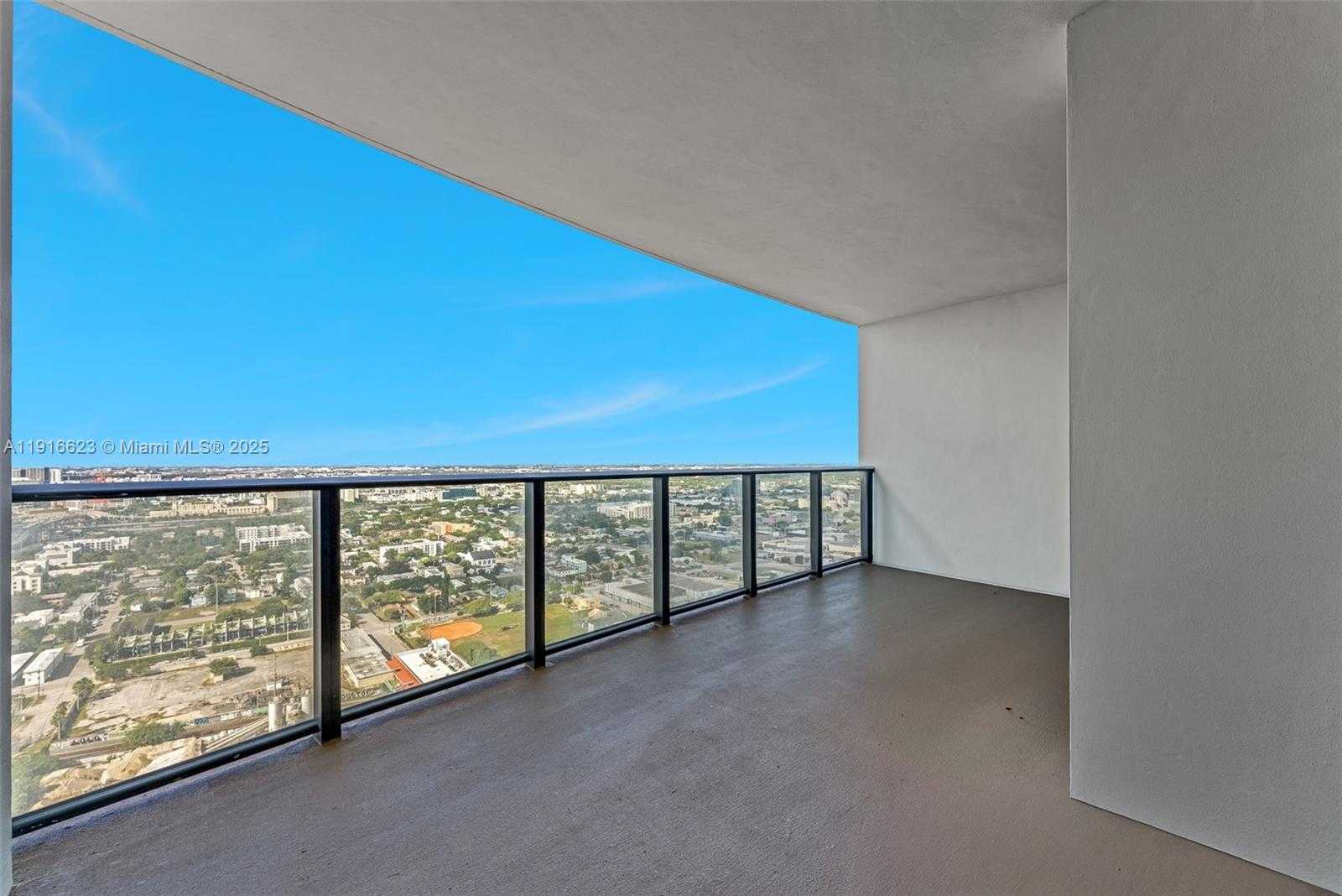 Small Image of 1600 NORTH EAST 1ST AVE #3315, Miami Number 17