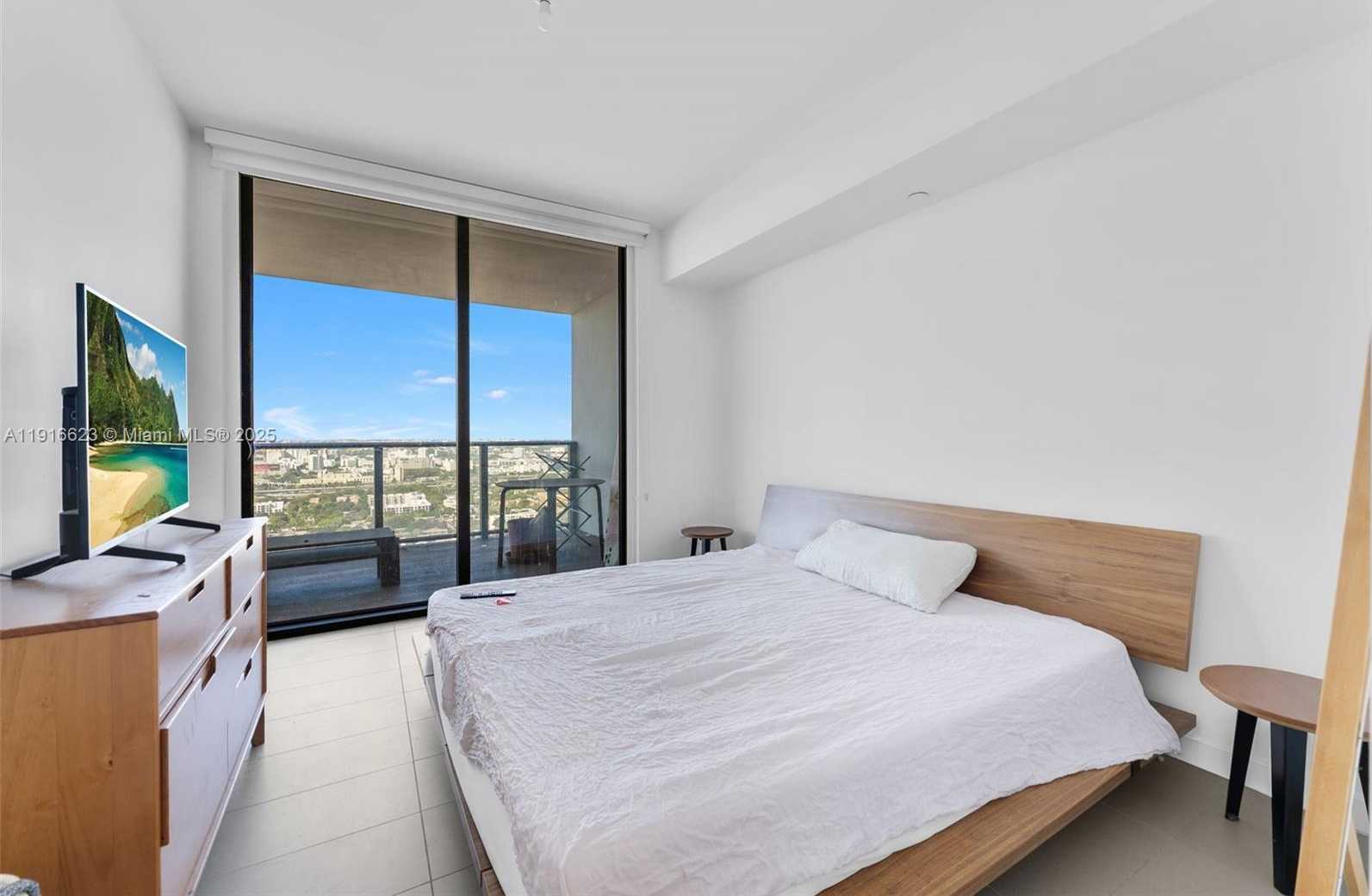 Small Image of 1600 NORTH EAST 1ST AVE #3315, Miami Number 34