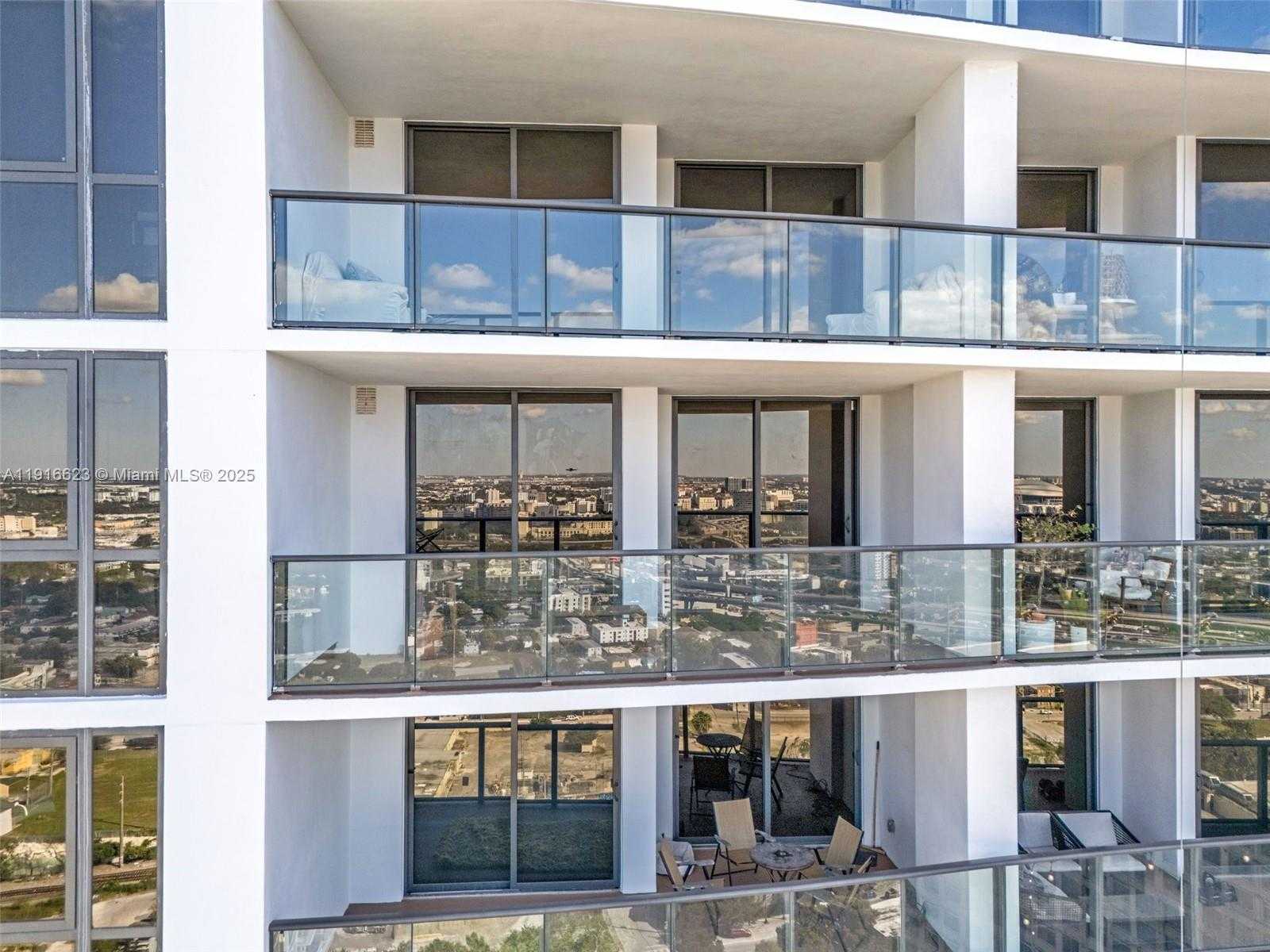 Small Image of 1600 NORTH EAST 1ST AVE #3315, Miami Number 35