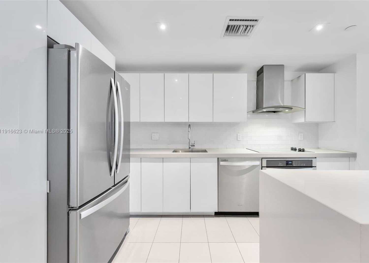 Small Image of 1600 NORTH EAST 1ST AVE #3315, Miami Number 5