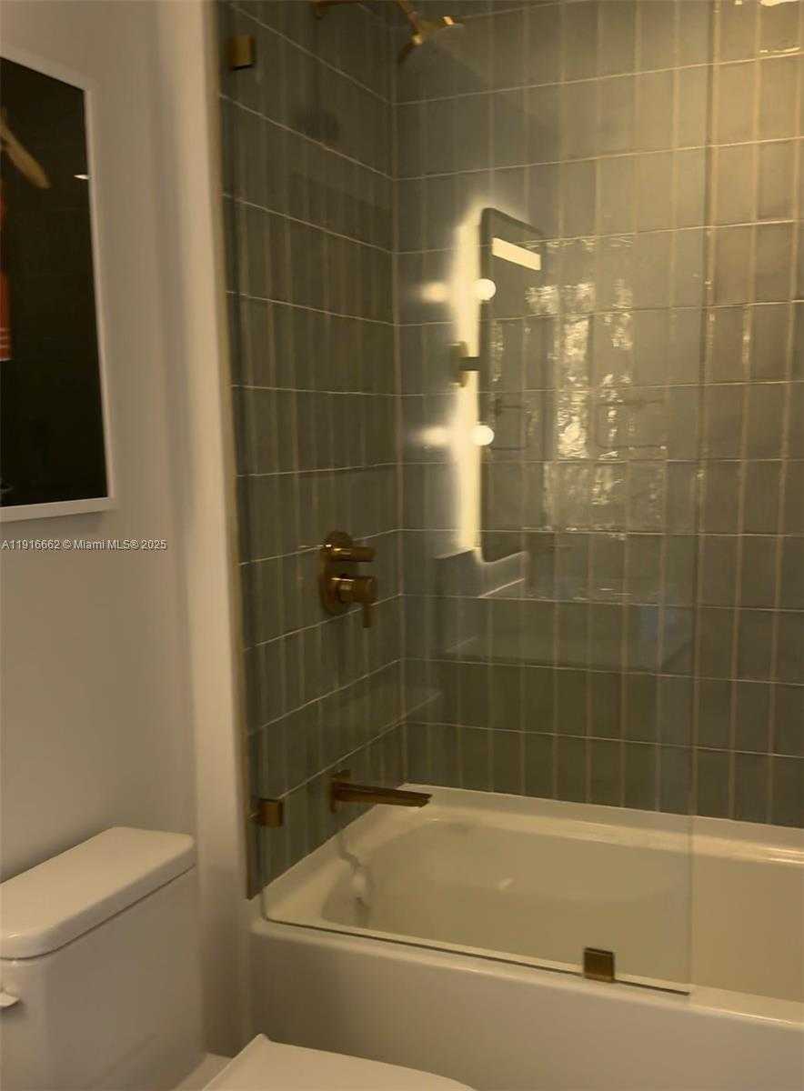 Small Image of 159 NORTH EAST 6TH ST #4713, Miami Number 8