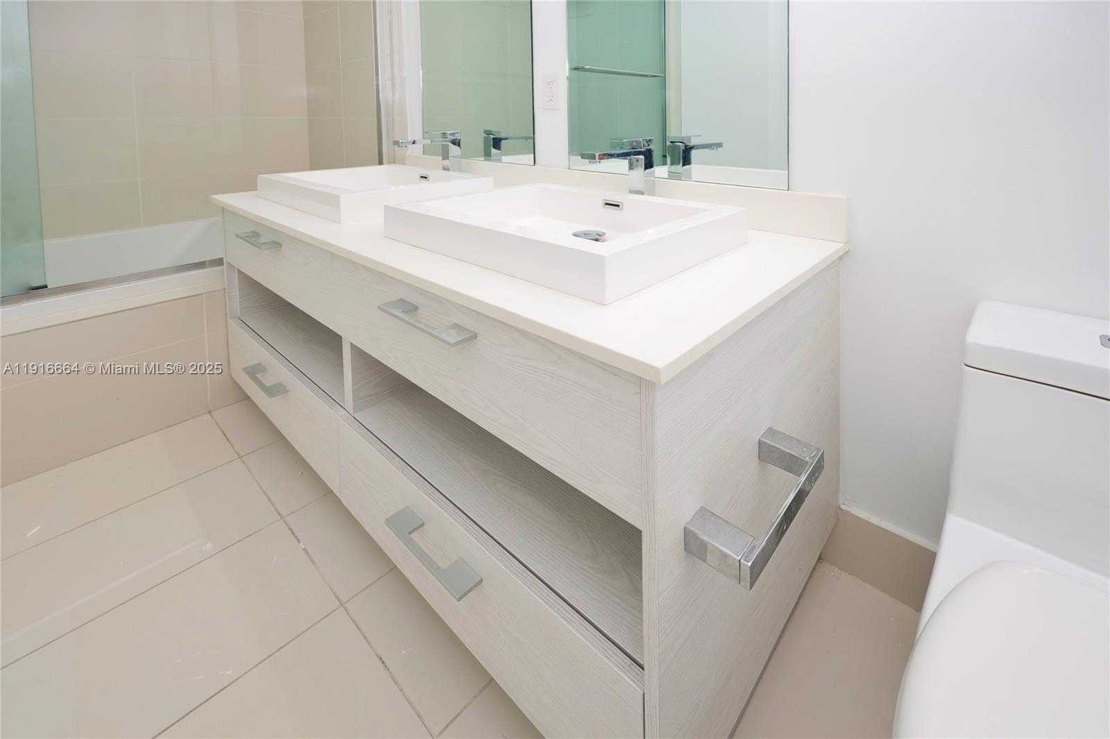 Small Image of 45 SOUTH WEST 9TH ST #1504, Miami Number 20