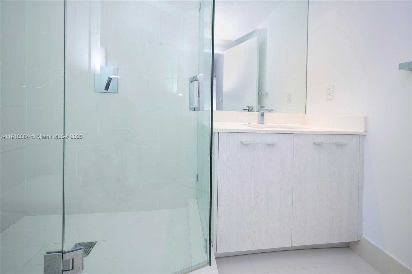 Small Image of 45 SOUTH WEST 9TH ST #1504, Miami Number 25