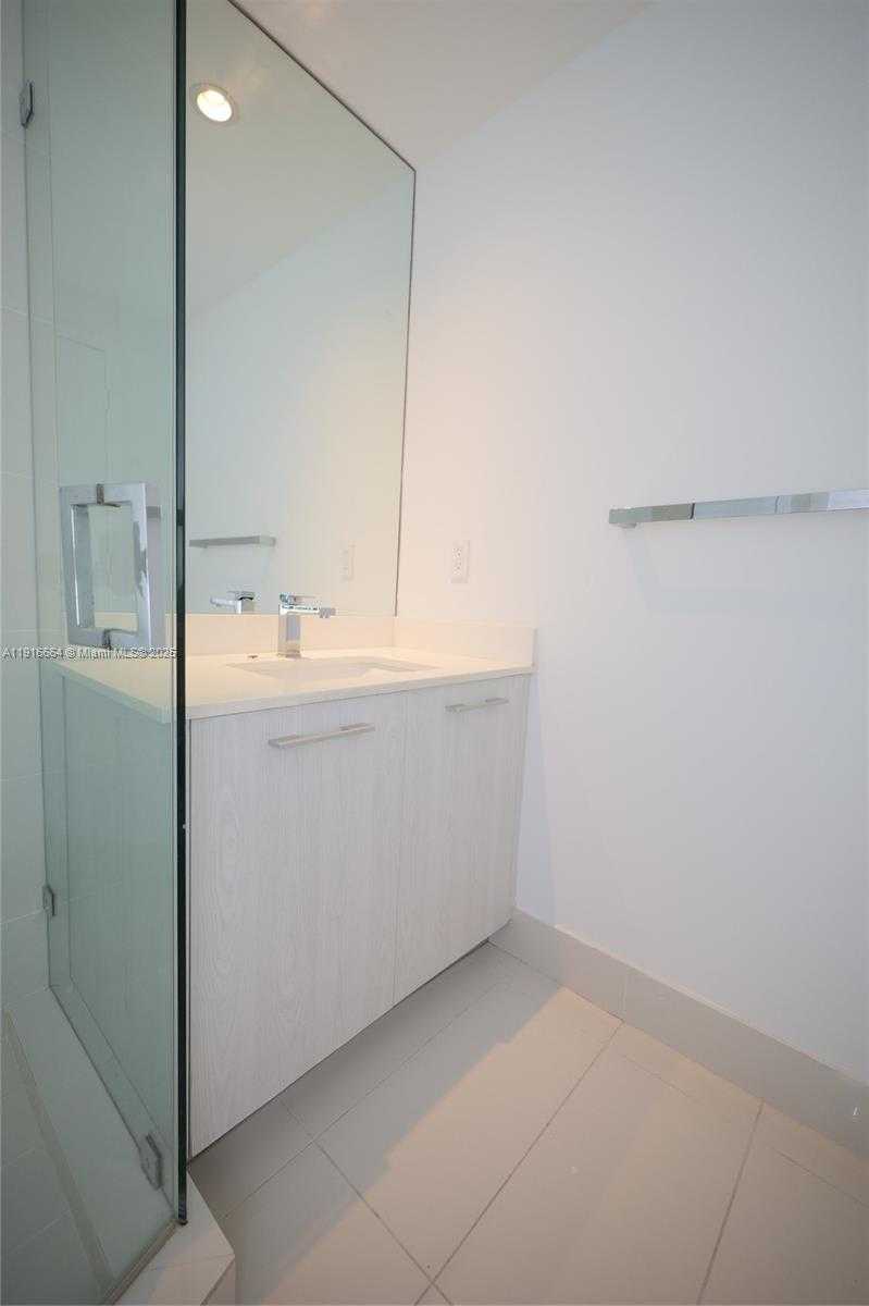 Small Image of 45 SOUTH WEST 9TH ST #1504, Miami Number 27