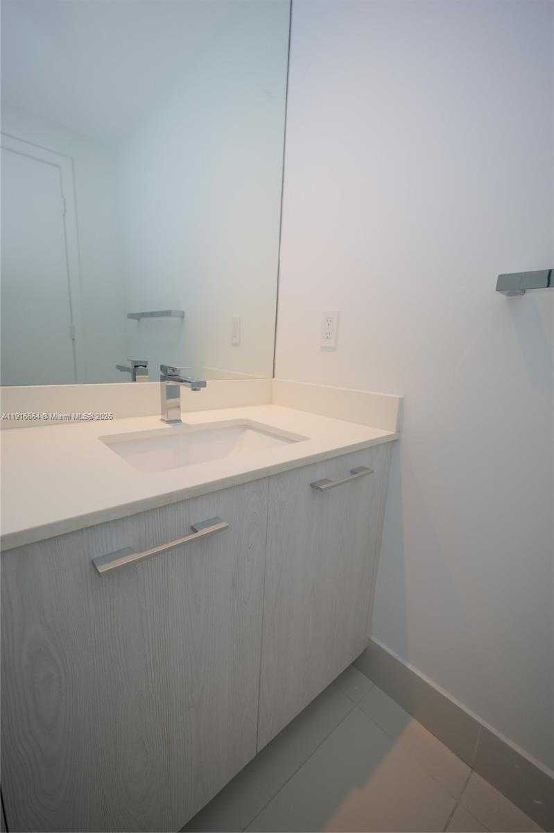 Small Image of 45 SOUTH WEST 9TH ST #1504, Miami Number 29