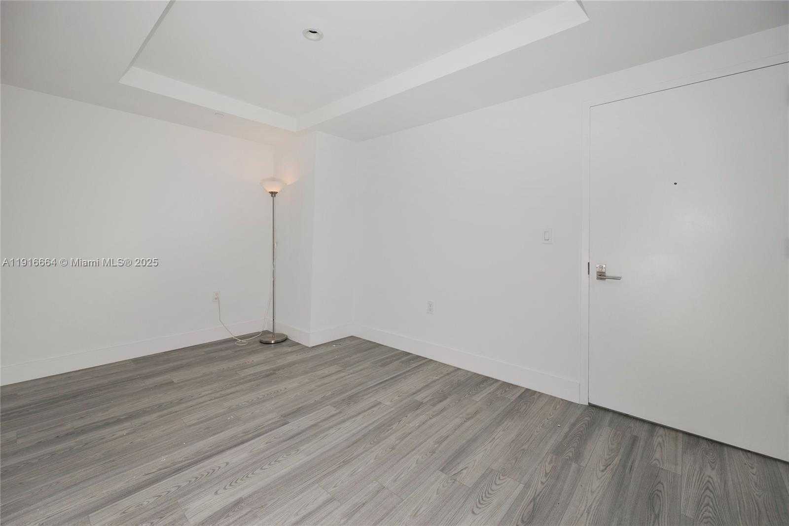 Small Image of 45 SOUTH WEST 9TH ST #1504, Miami Number 4