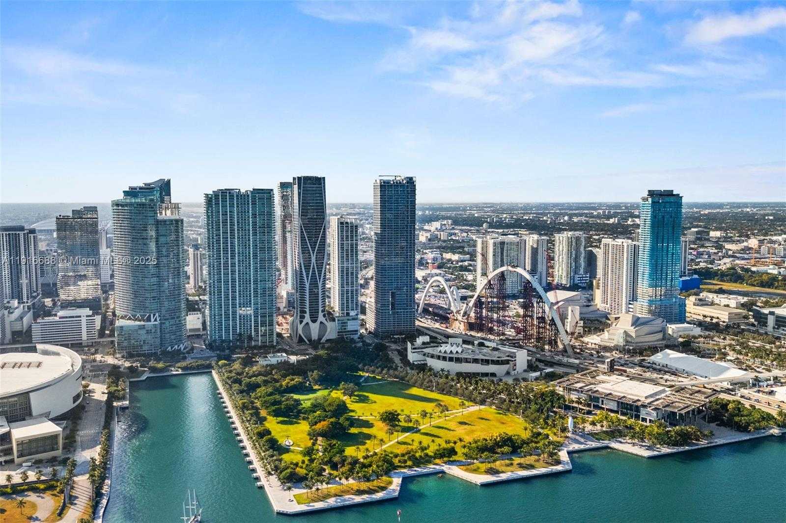 Small Image of 1100 BISCAYNE BLVD #4502, Miami Number 37