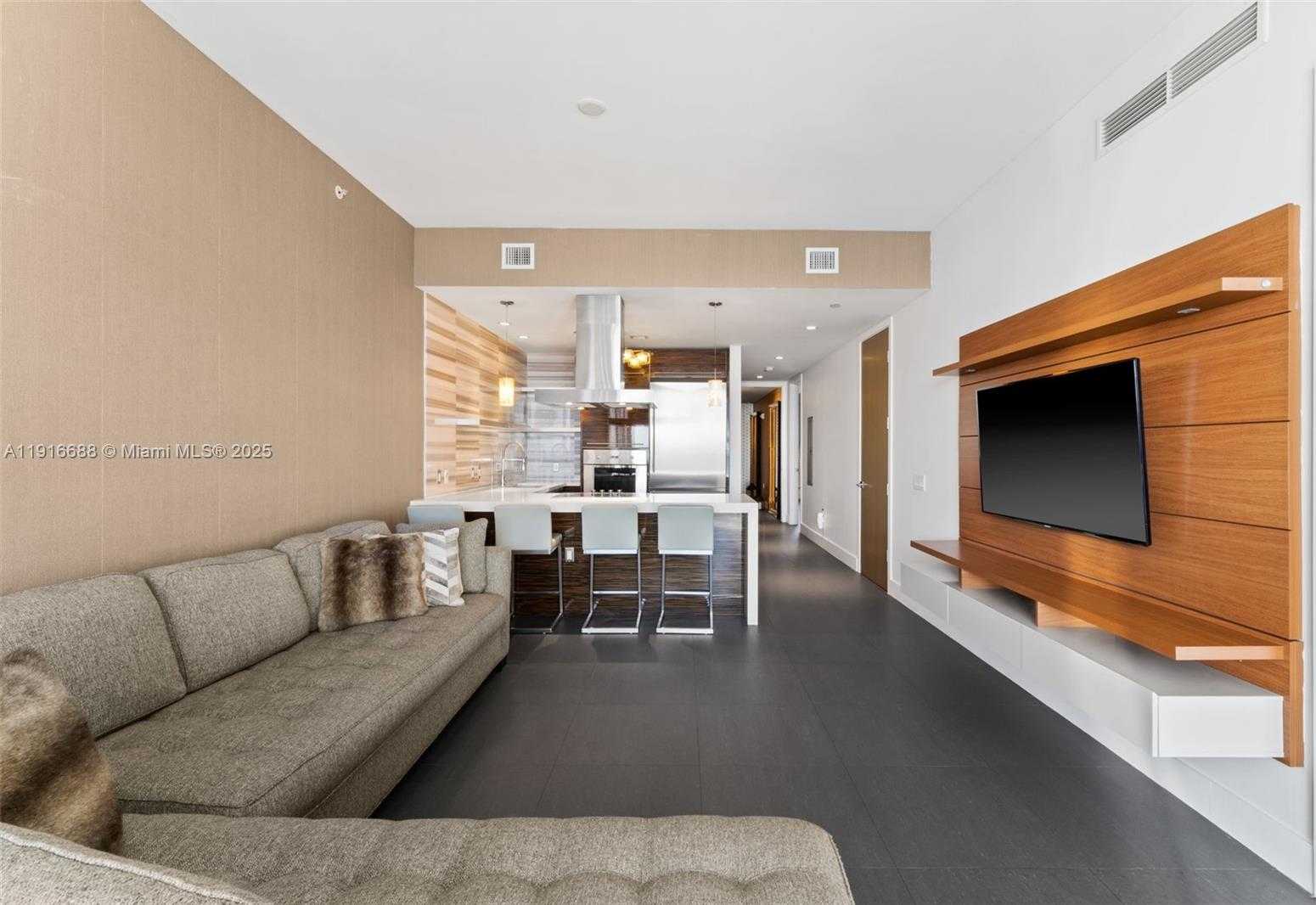 Small Image of 1100 BISCAYNE BLVD #4502, Miami Number 9