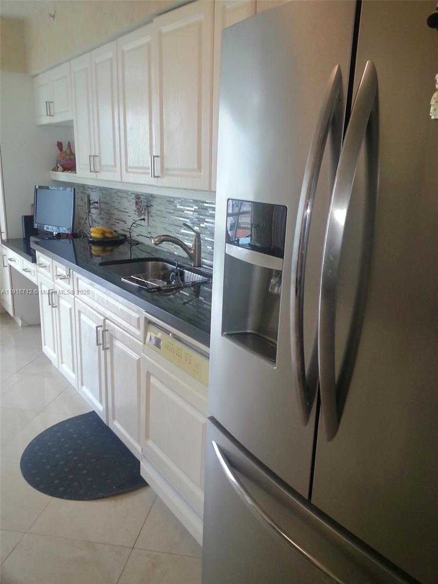 Small Image of 16400 COLLINS AVE #1246, Sunny Isles Beach Number 13