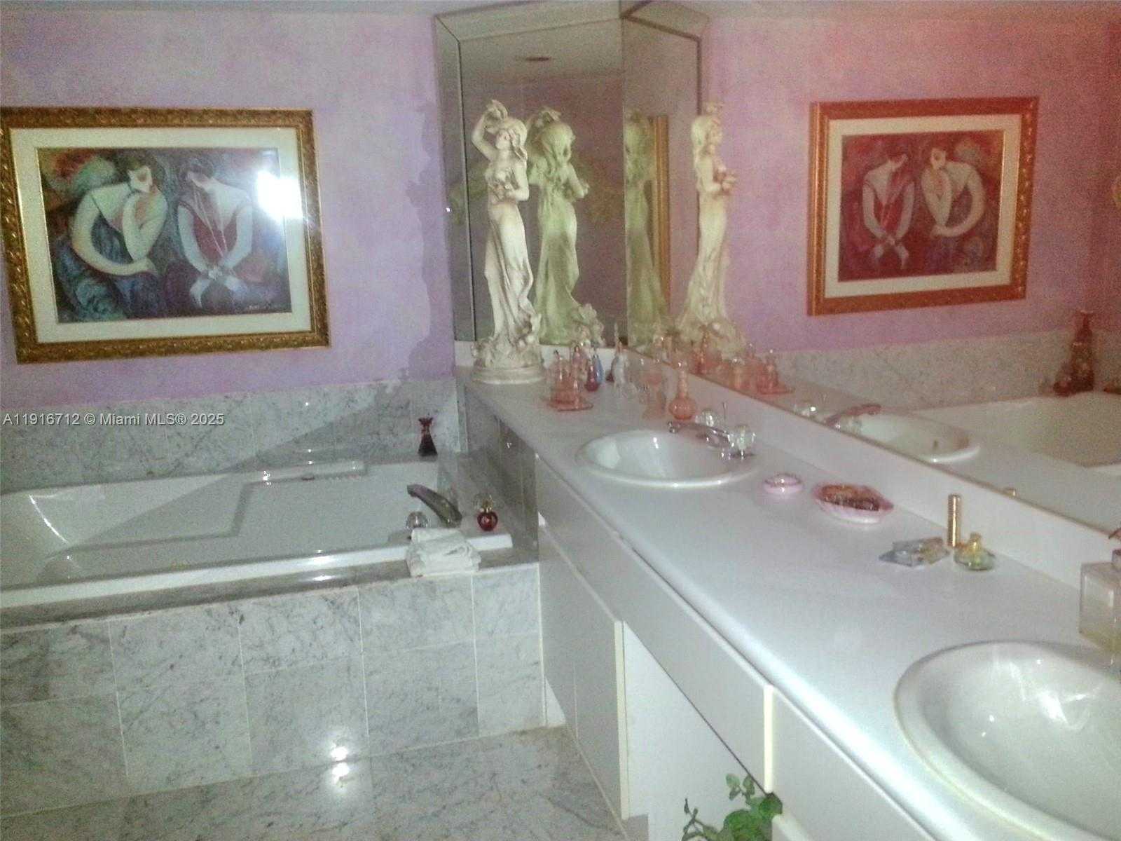 Small Image of 16400 COLLINS AVE #1246, Sunny Isles Beach Number 16