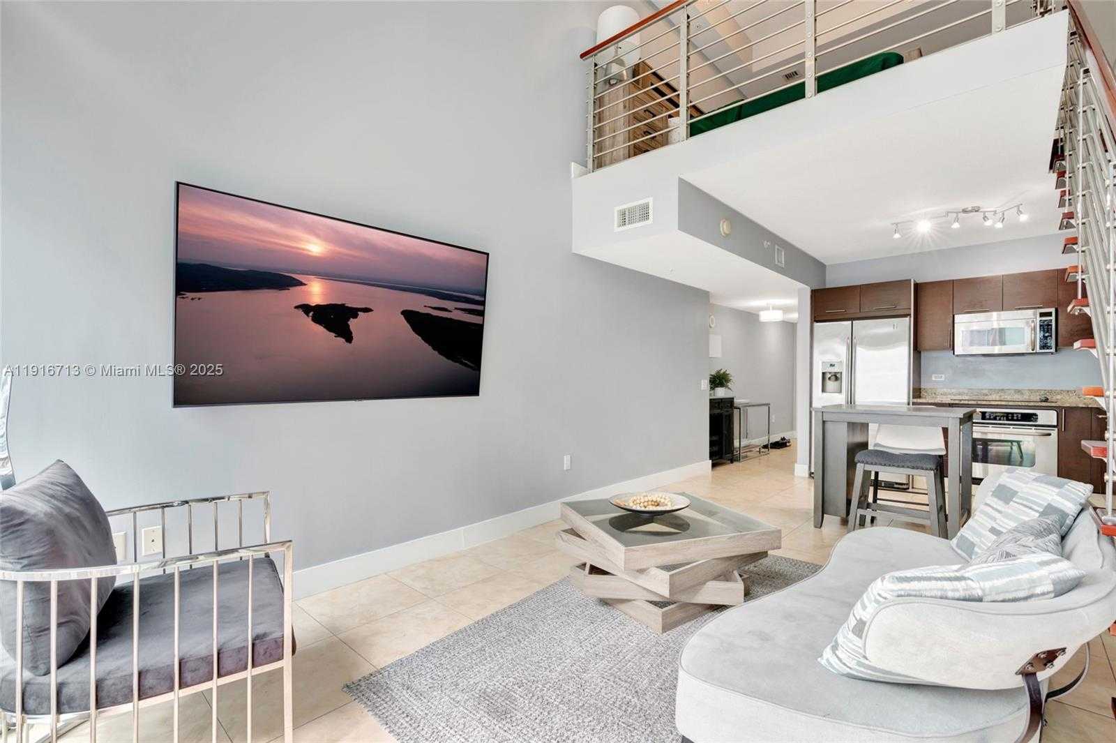 Small Image of 41 SOUTH EAST 5TH ST #1212, Miami Number 12